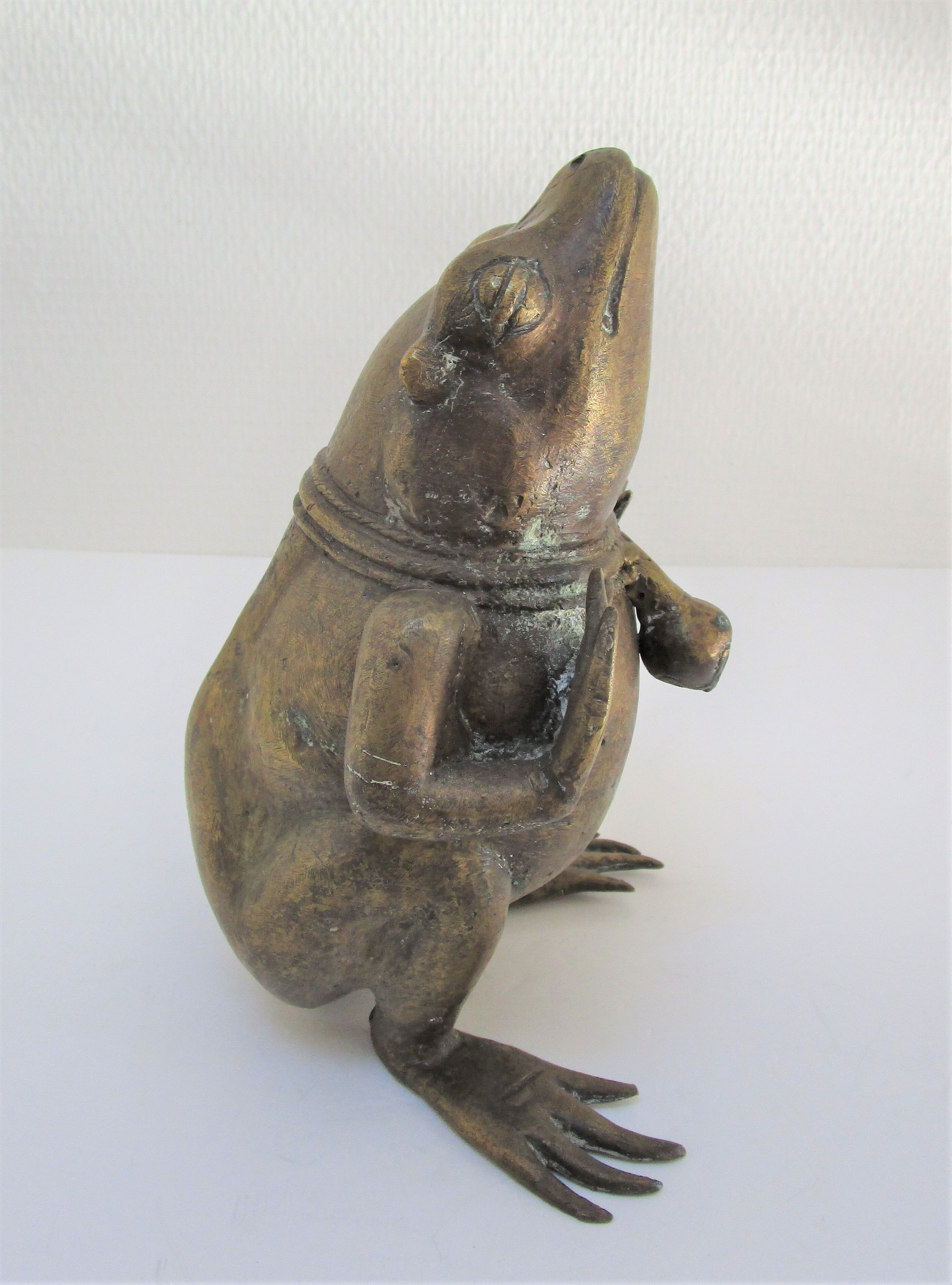 Vintage patinated brass sculptural frog 50-60s