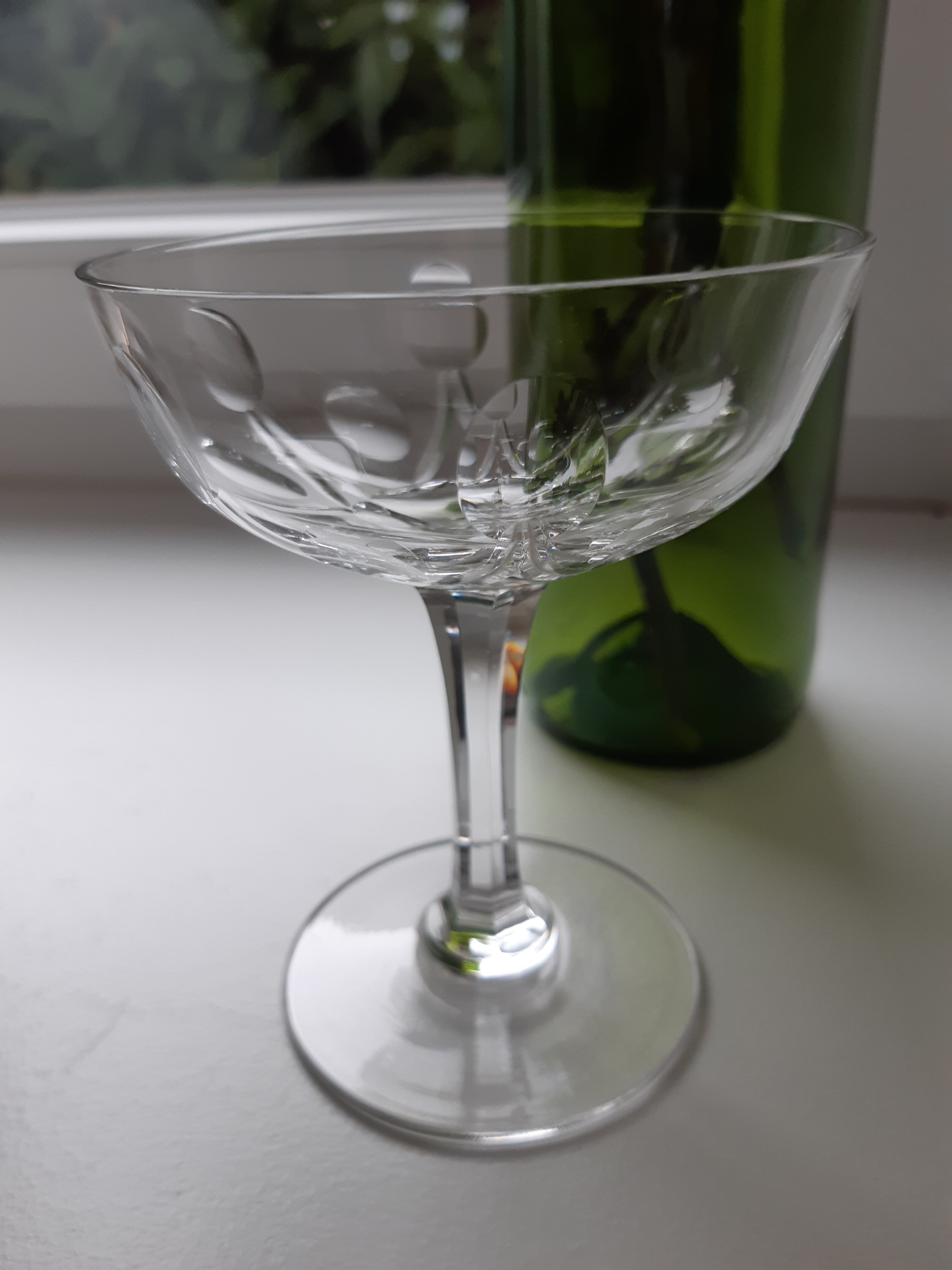Lot de 9 coupes à champagne en cristal années 30-40