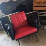 Pair of vintage armchairs in red and black Skai