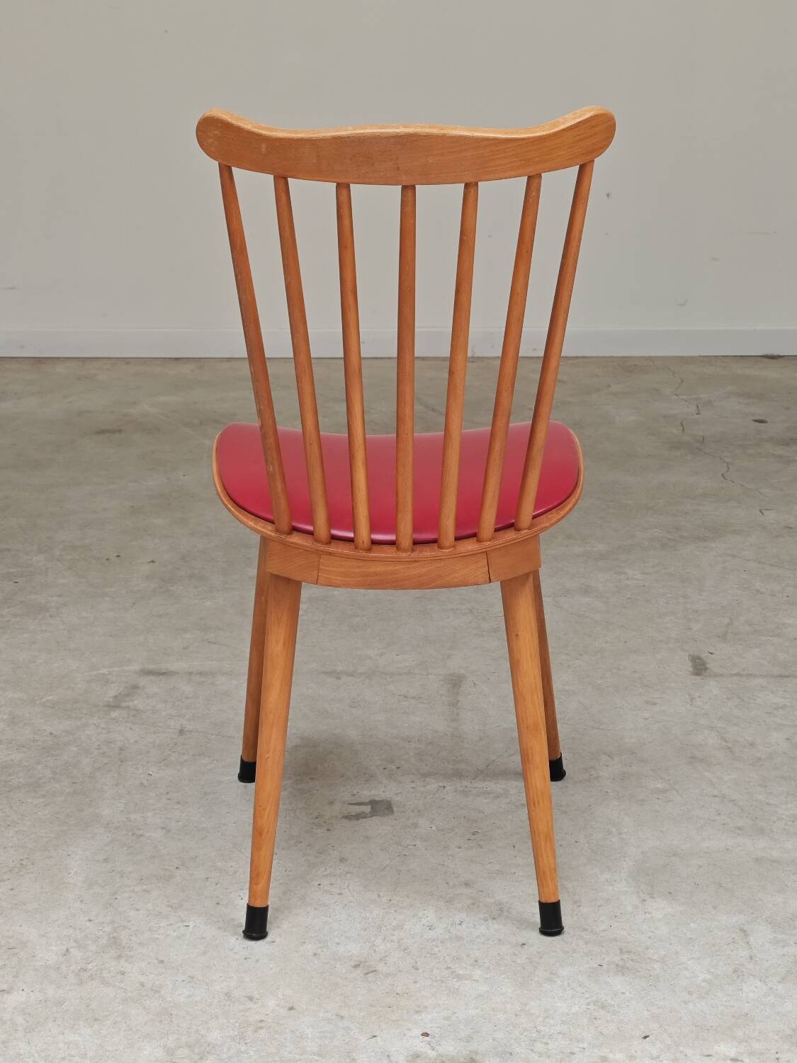 Baumann Menuet chair red skai 1960