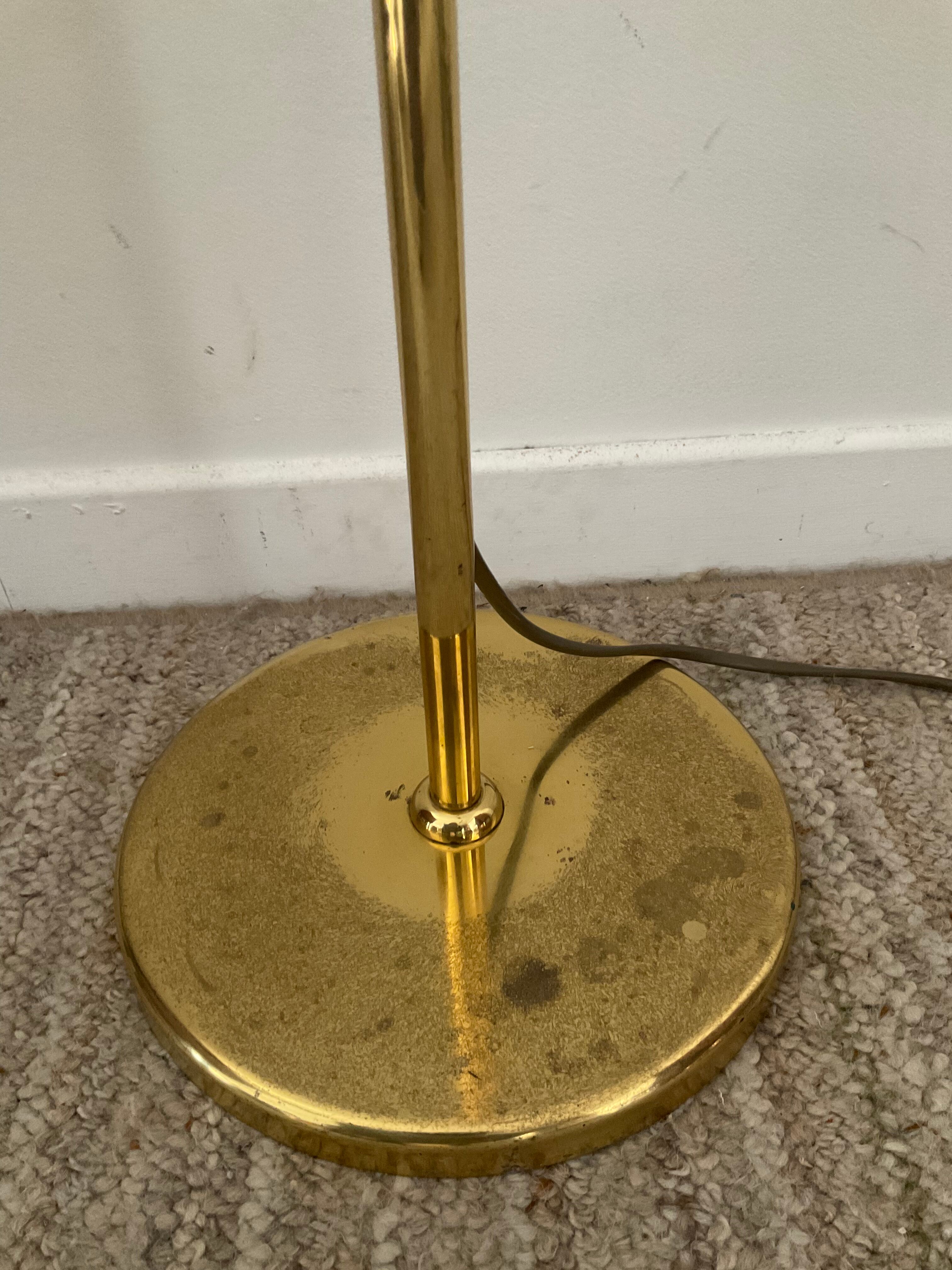 Deknudt brass e-reader floor lamp from the 70s