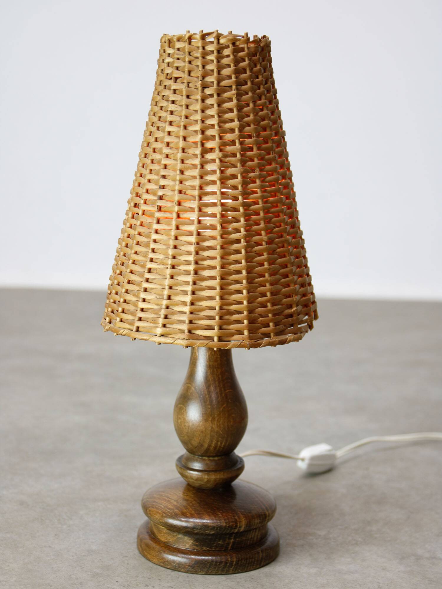 Vintage Italian Wicker Table Lamp