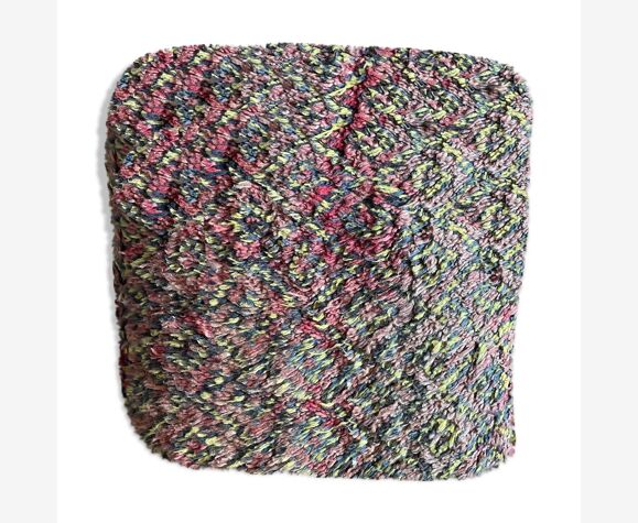 Pouf marocain berbère en laine terracotta et jaune