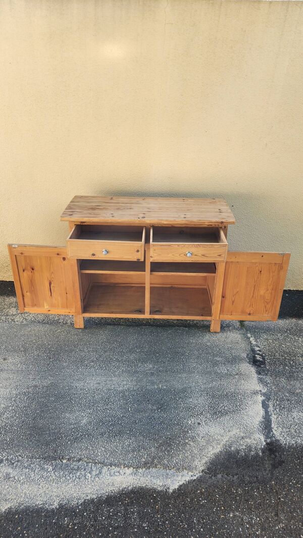 Joli buffet bas campagne en pin massif