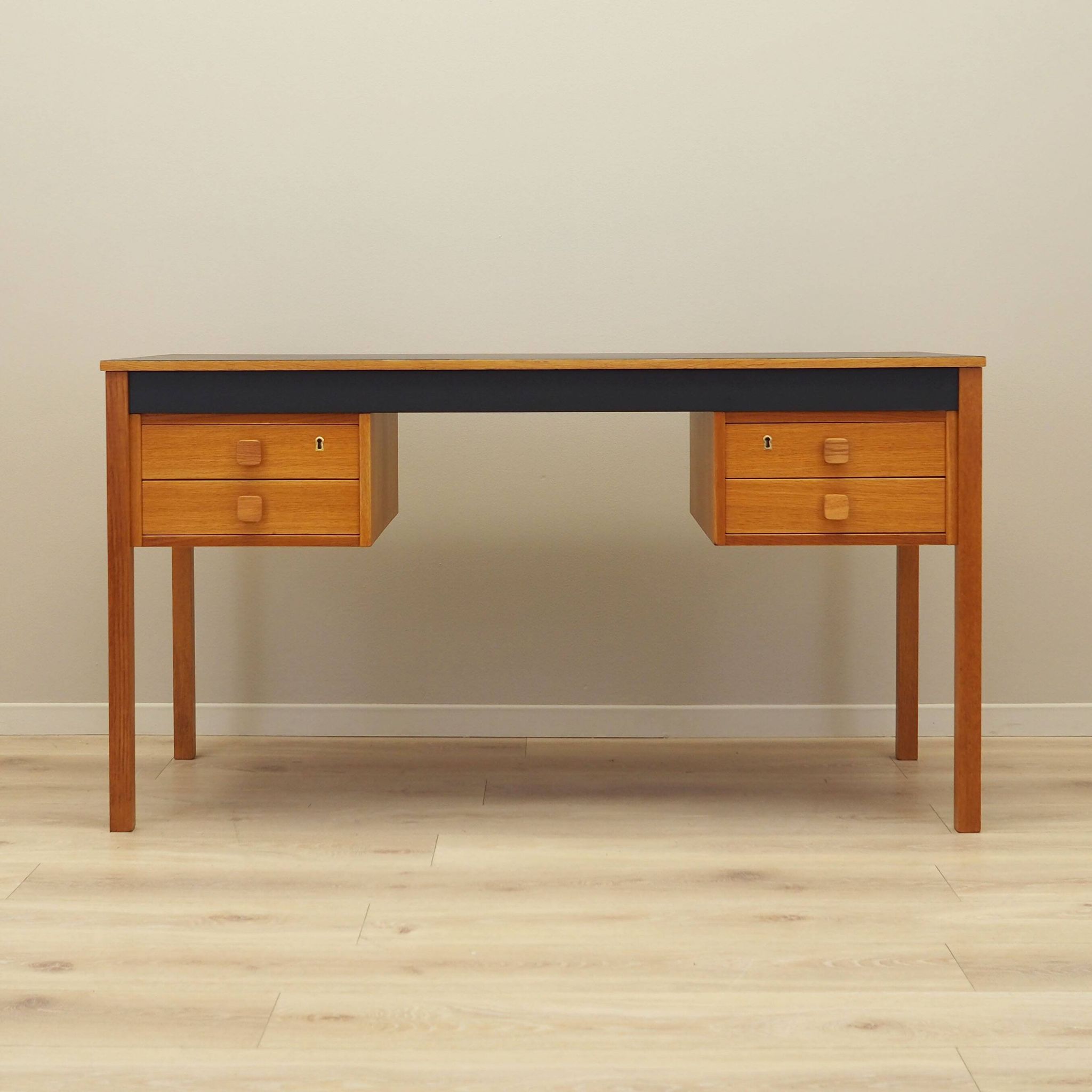 Ash desk, Danish design, 1970s, production: Denmark
