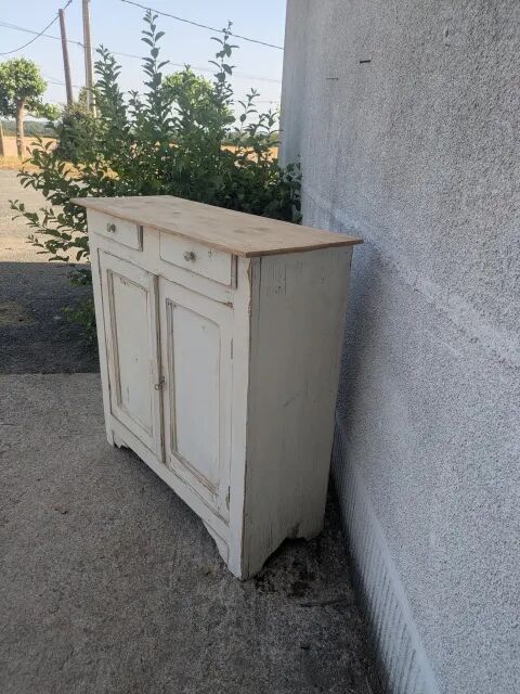 White Parisian buffet