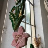 Oval ceramic mirror with flowers