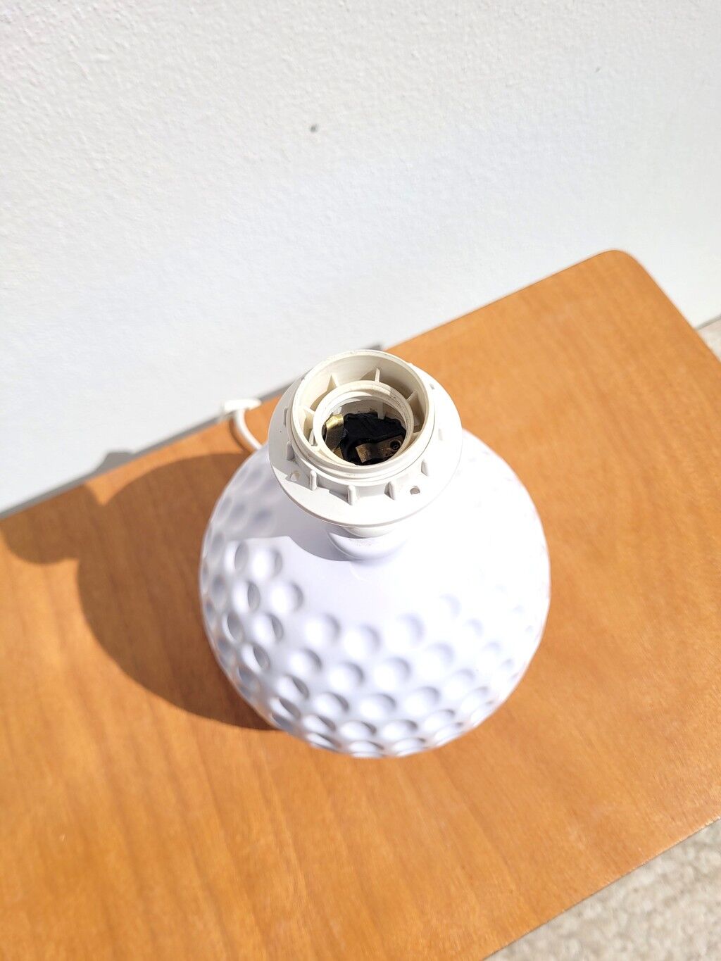 Vintage golf ball lamp base, white ceramic "Monteuse"