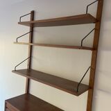 Wall shelf with box