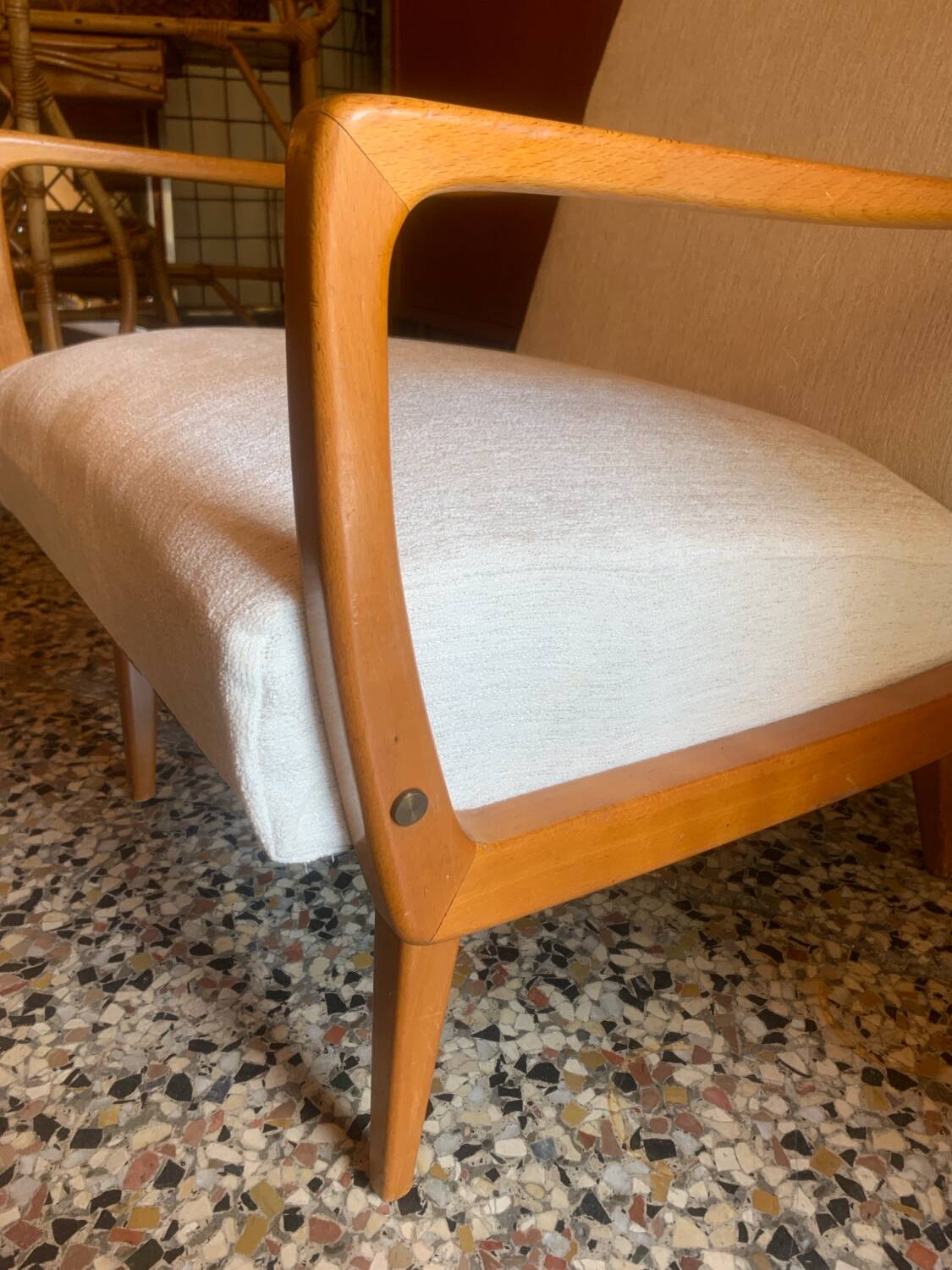 Fauteuil vintage bois et tissu