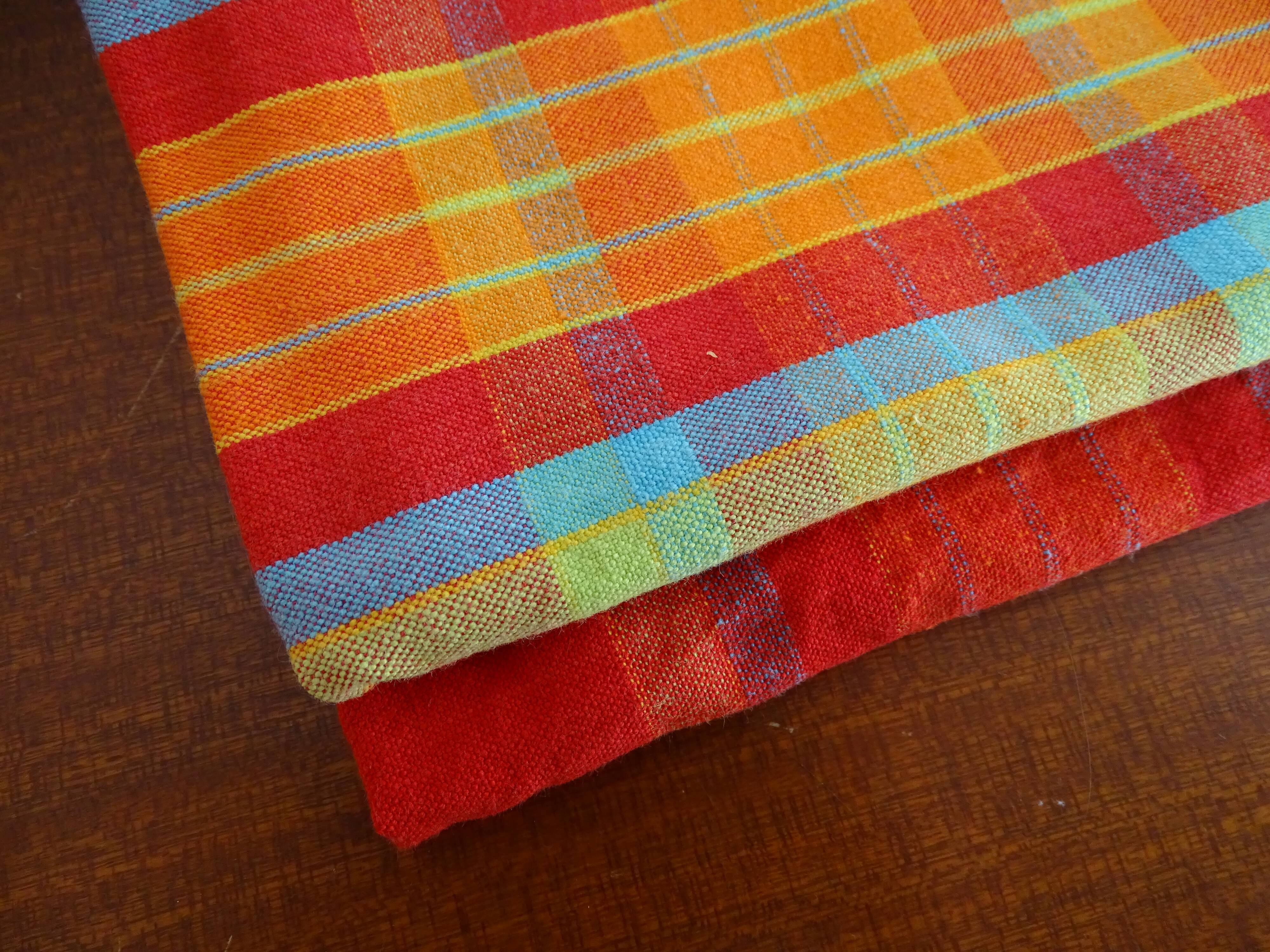 Lot 6 vintage multi-coloured plaid towels