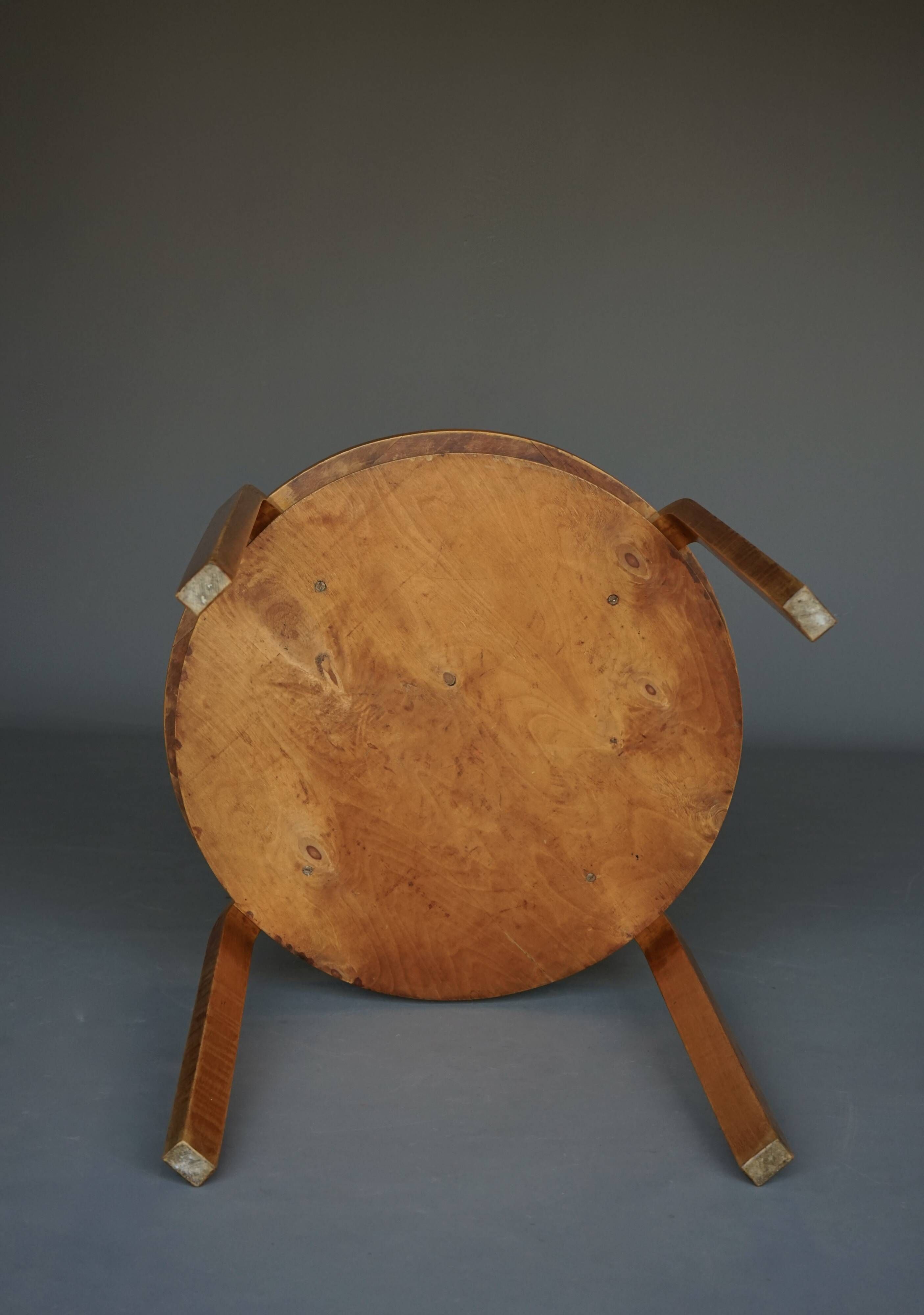Alvar Aalto Model 70 two-tier Side Table in birch wood. Finland 1940s