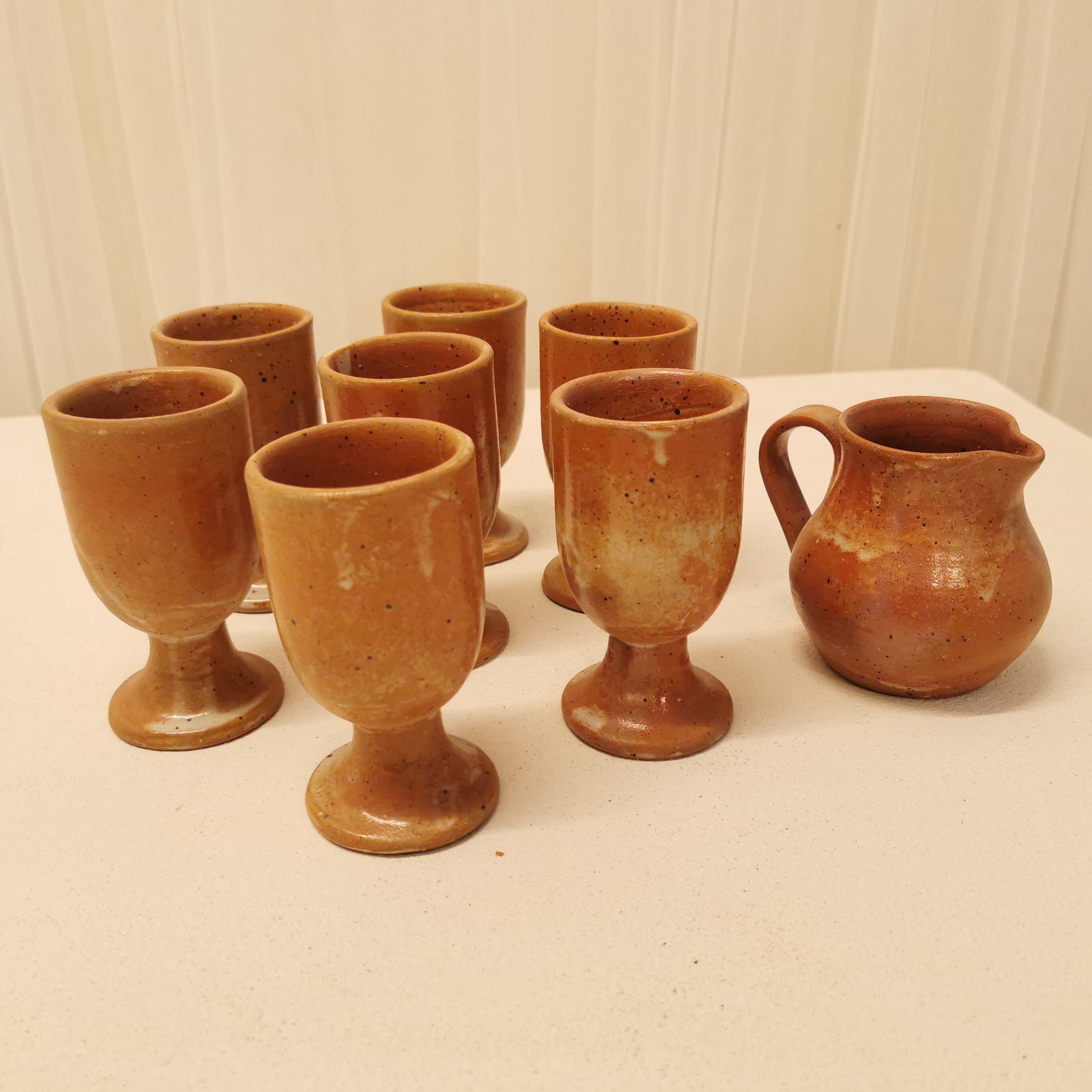 Set of 7 mazagrans and its small milk jug