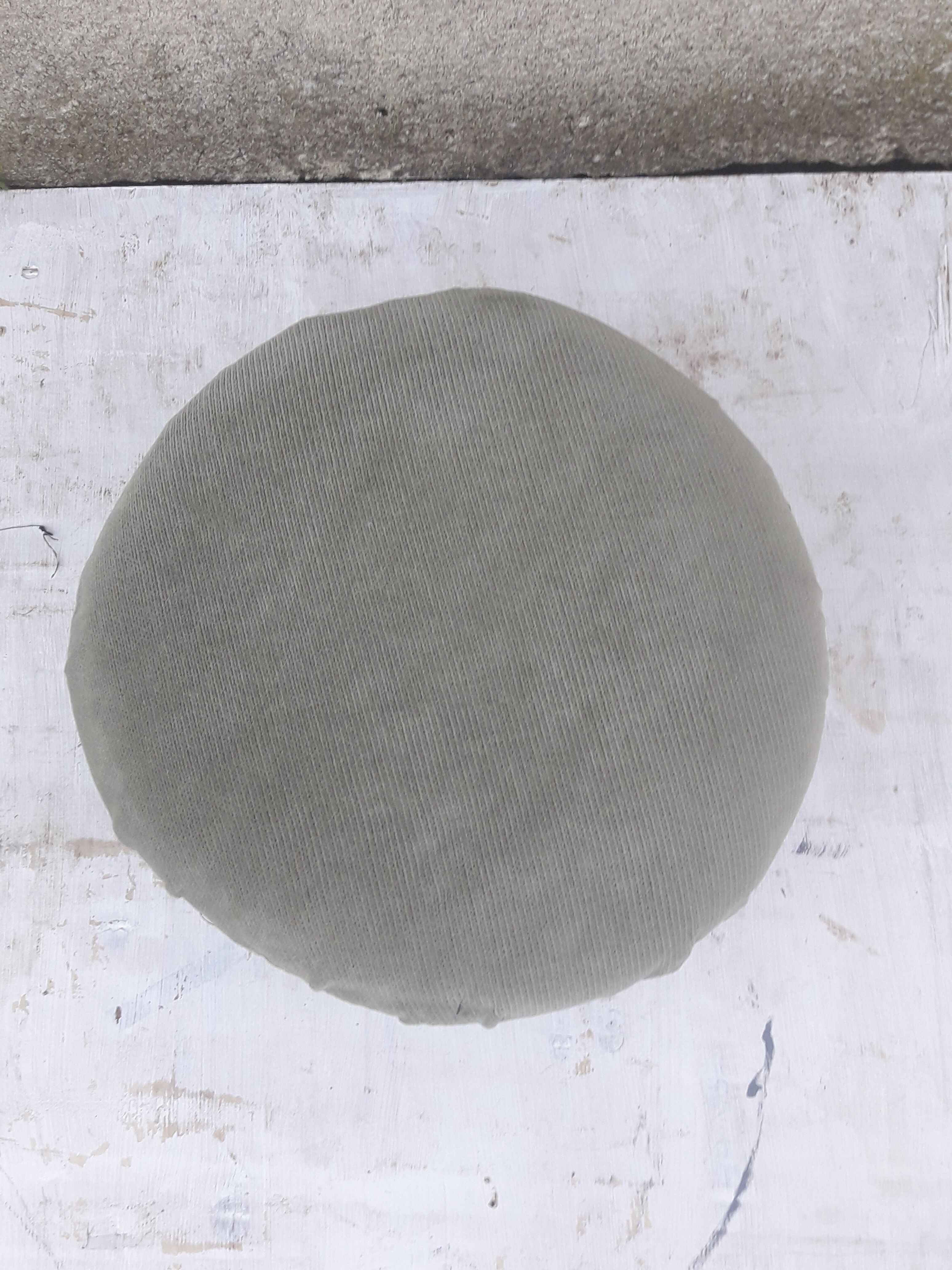 Rests feet in green velvet with fringed diam 32 cm