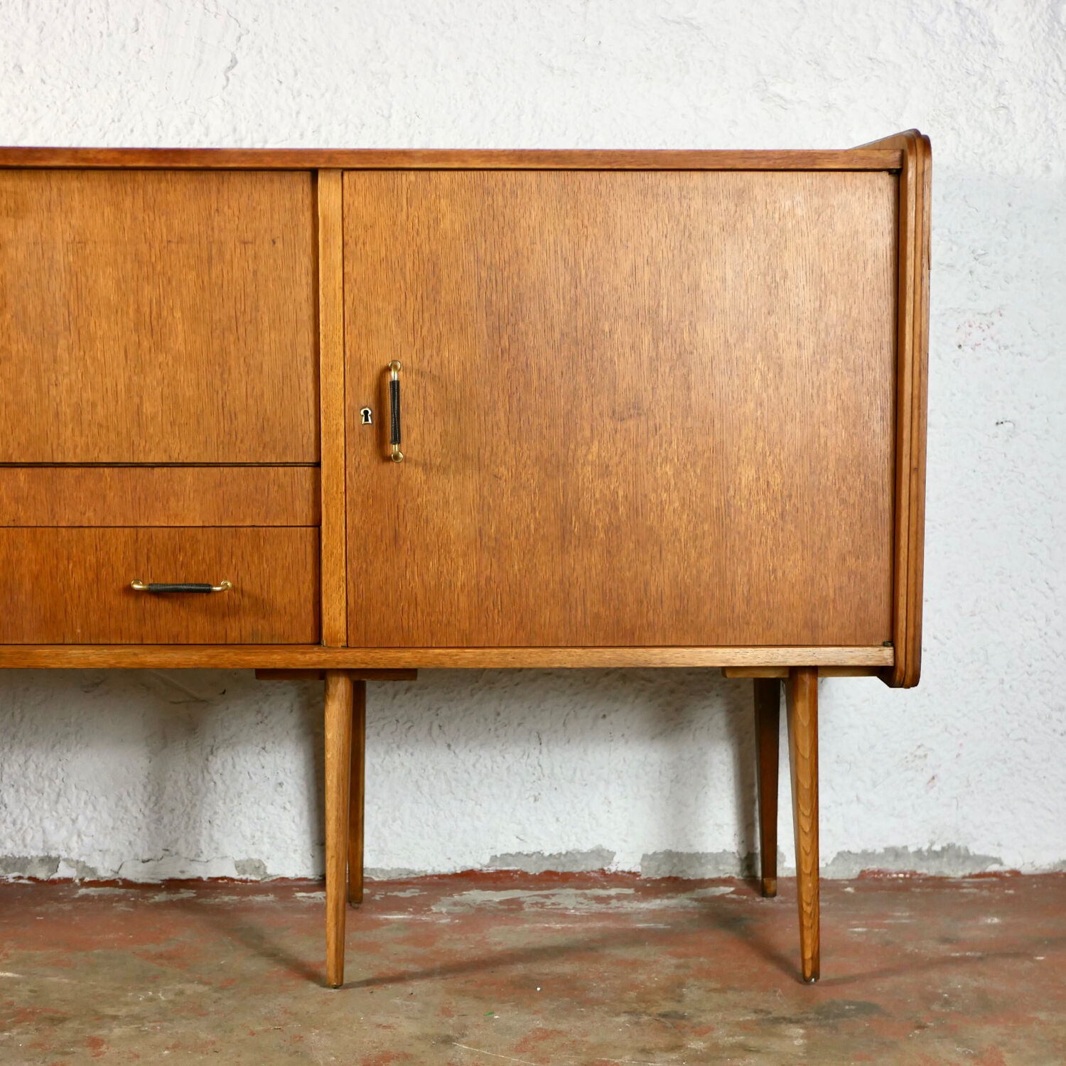 High row with feet compass SAM years 50-60