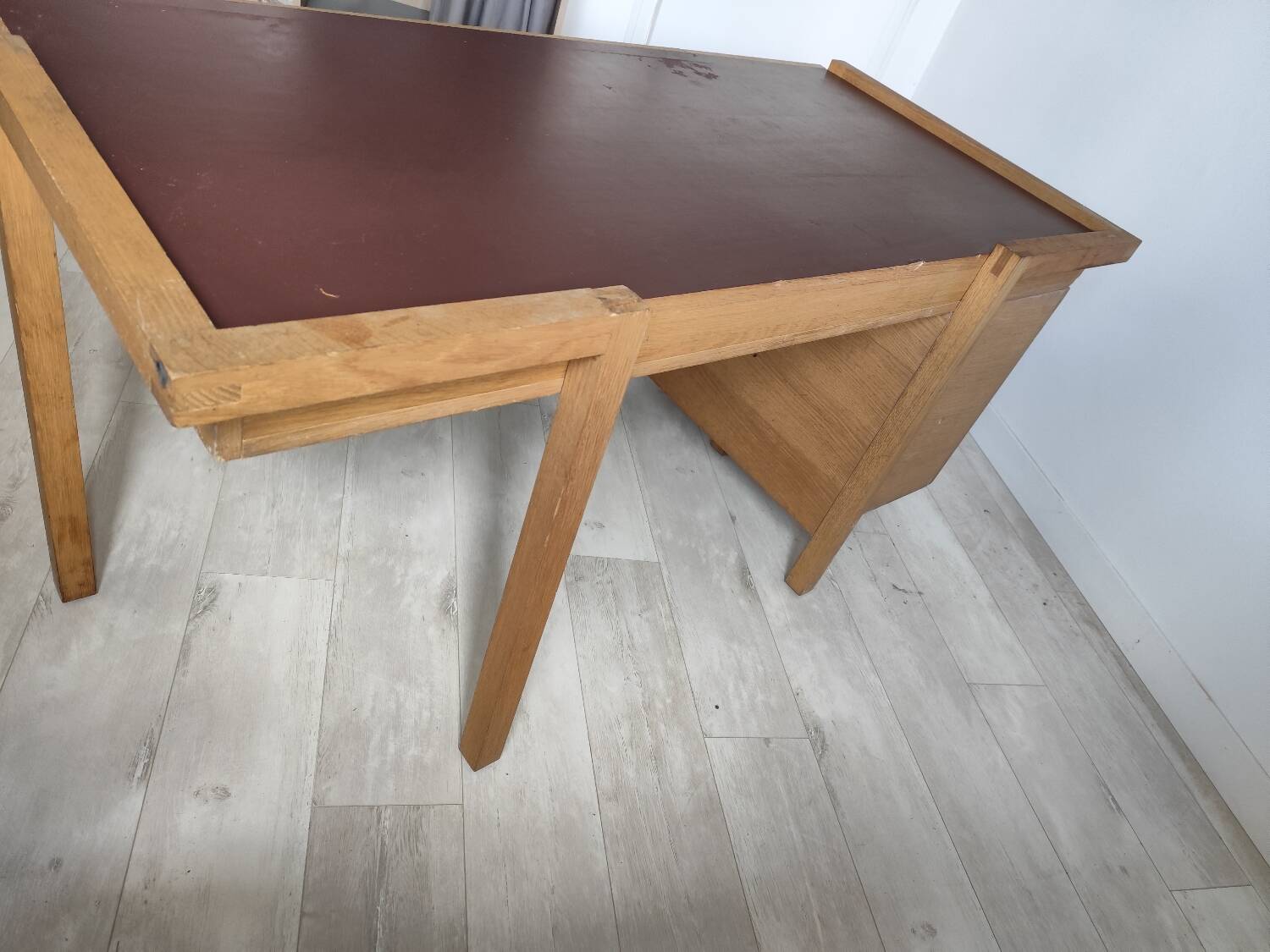 Bureau moderne habitat placage chêne