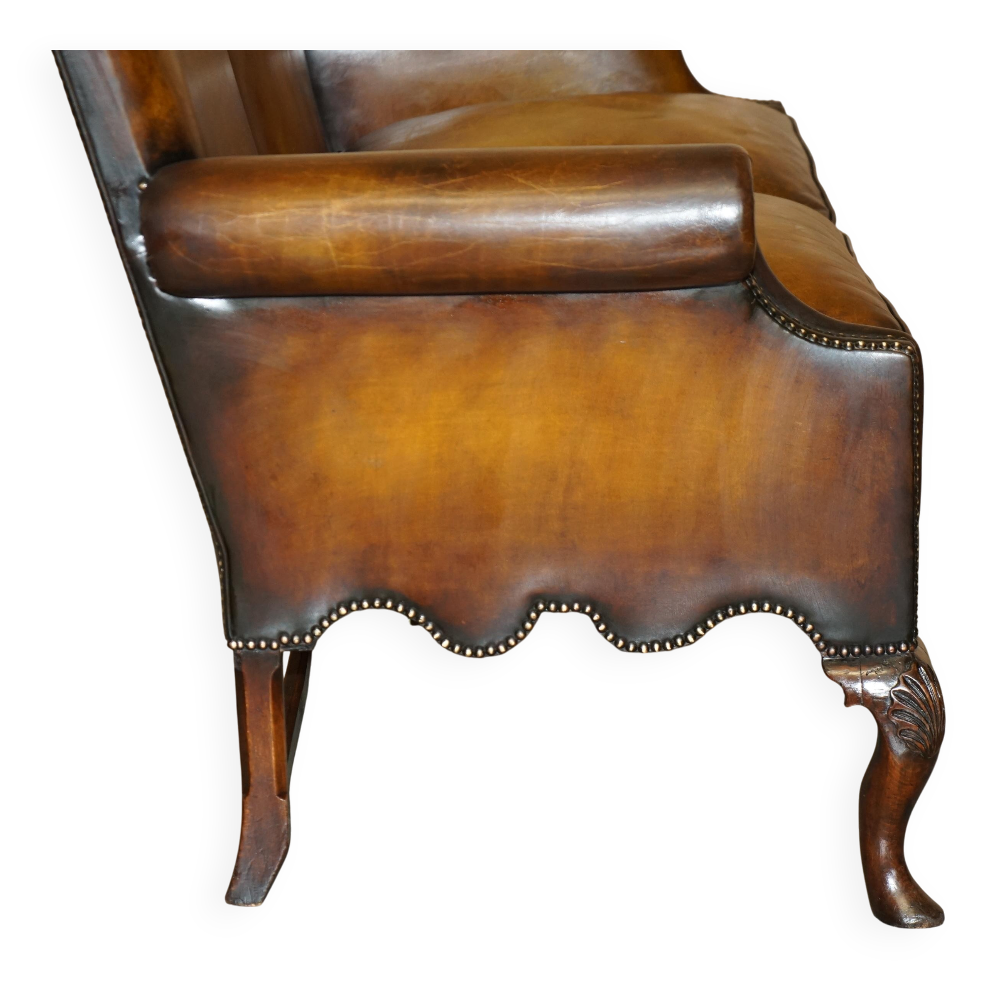 Victorian restored George II style high-back leather canapé