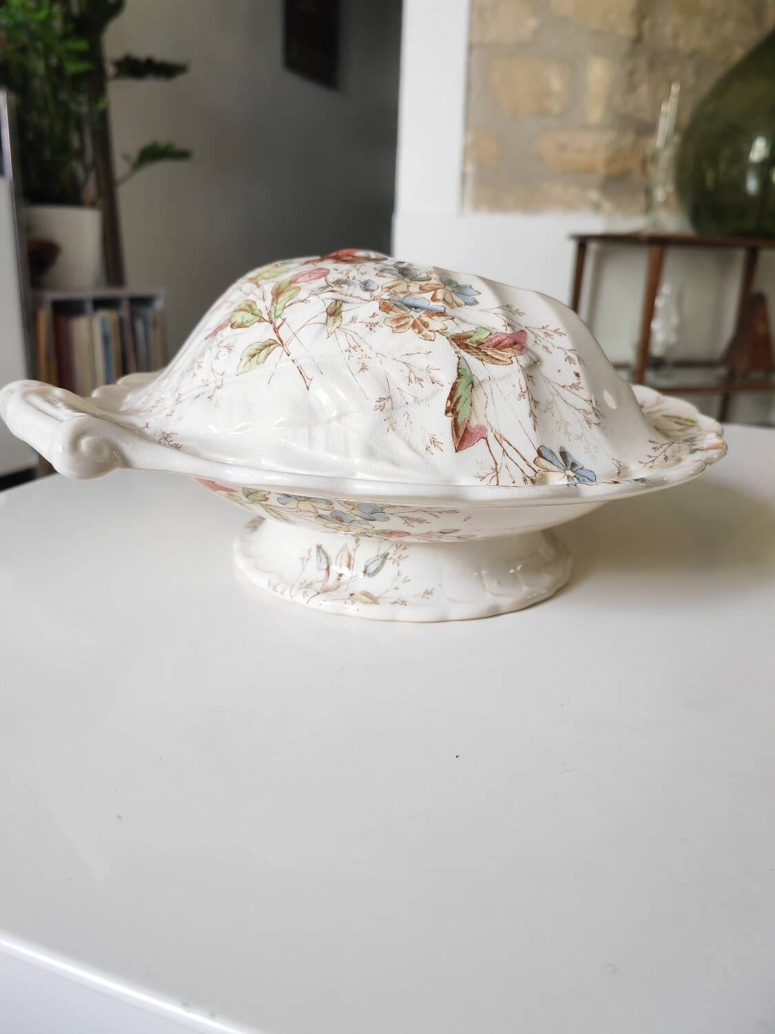 Old vase
