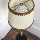 Lamp in lacquered metal