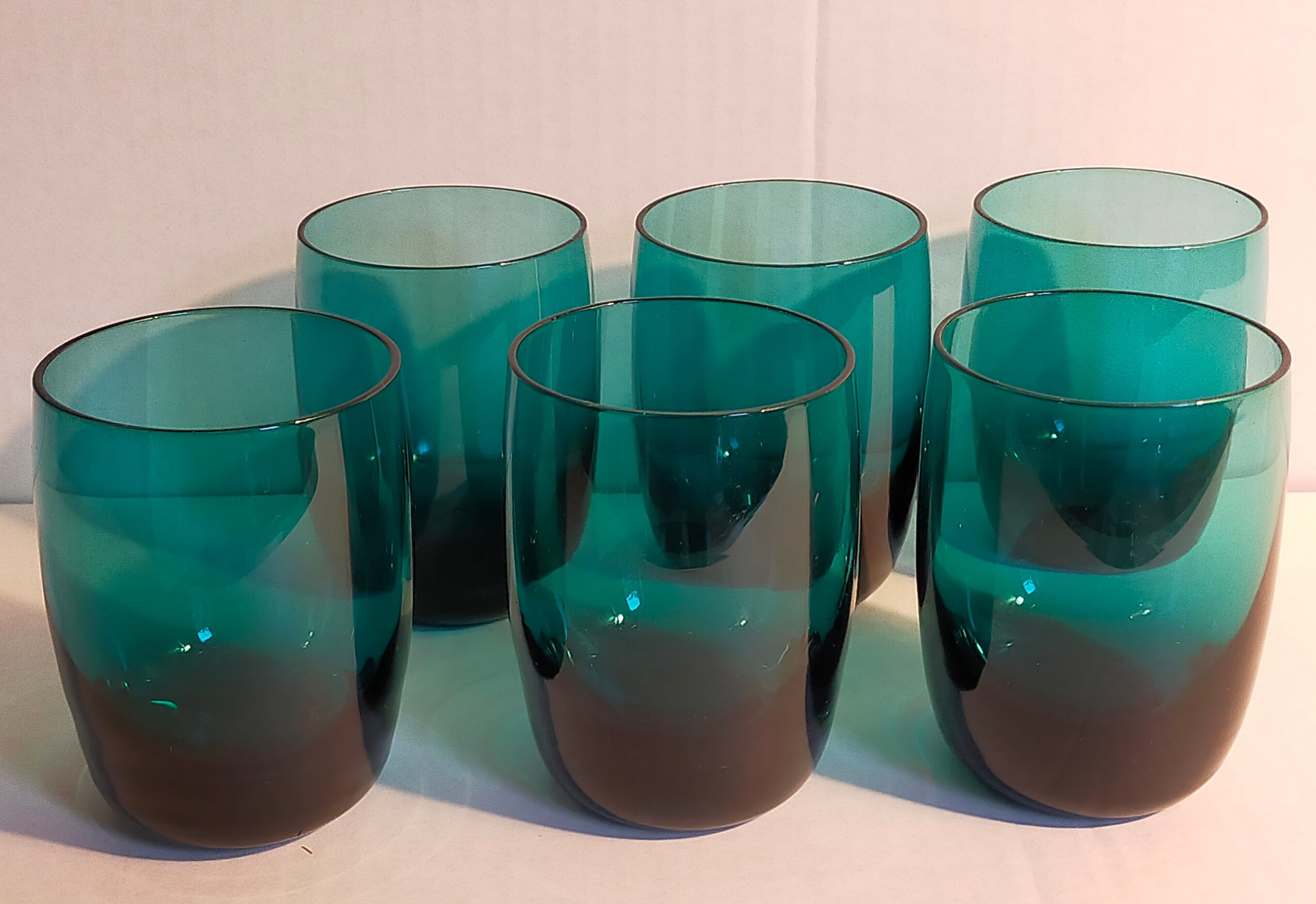 Six verres de verrier bleus paon vintages