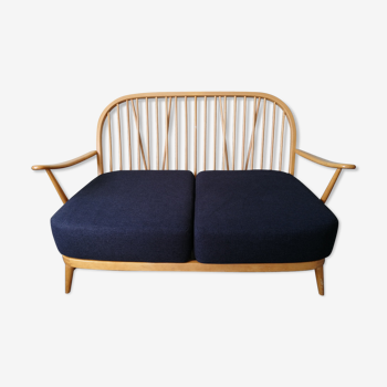 Ercol 2-seated sofa