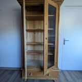 Armoire vitrée