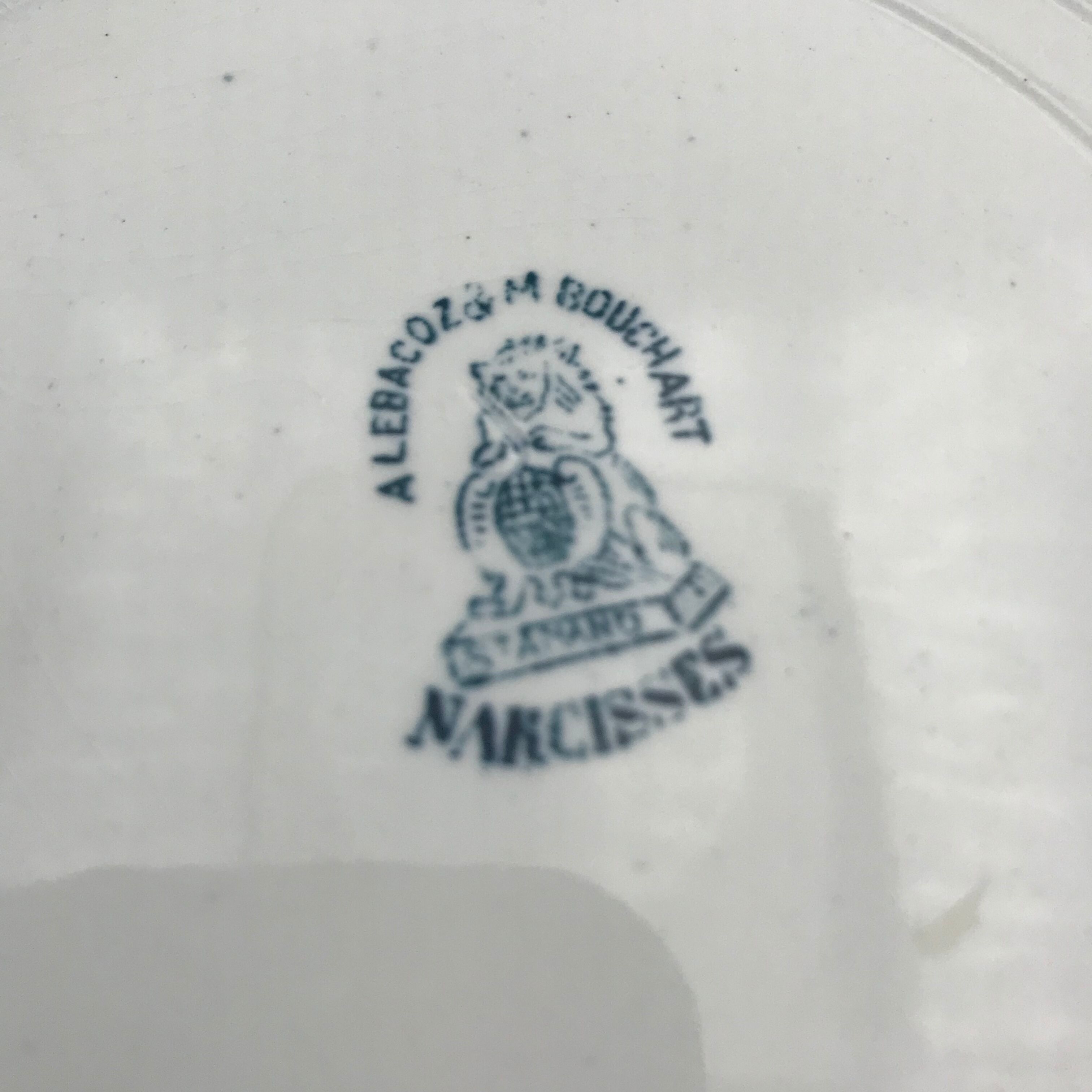 6 flat plates iron earth Narcisses StAmand