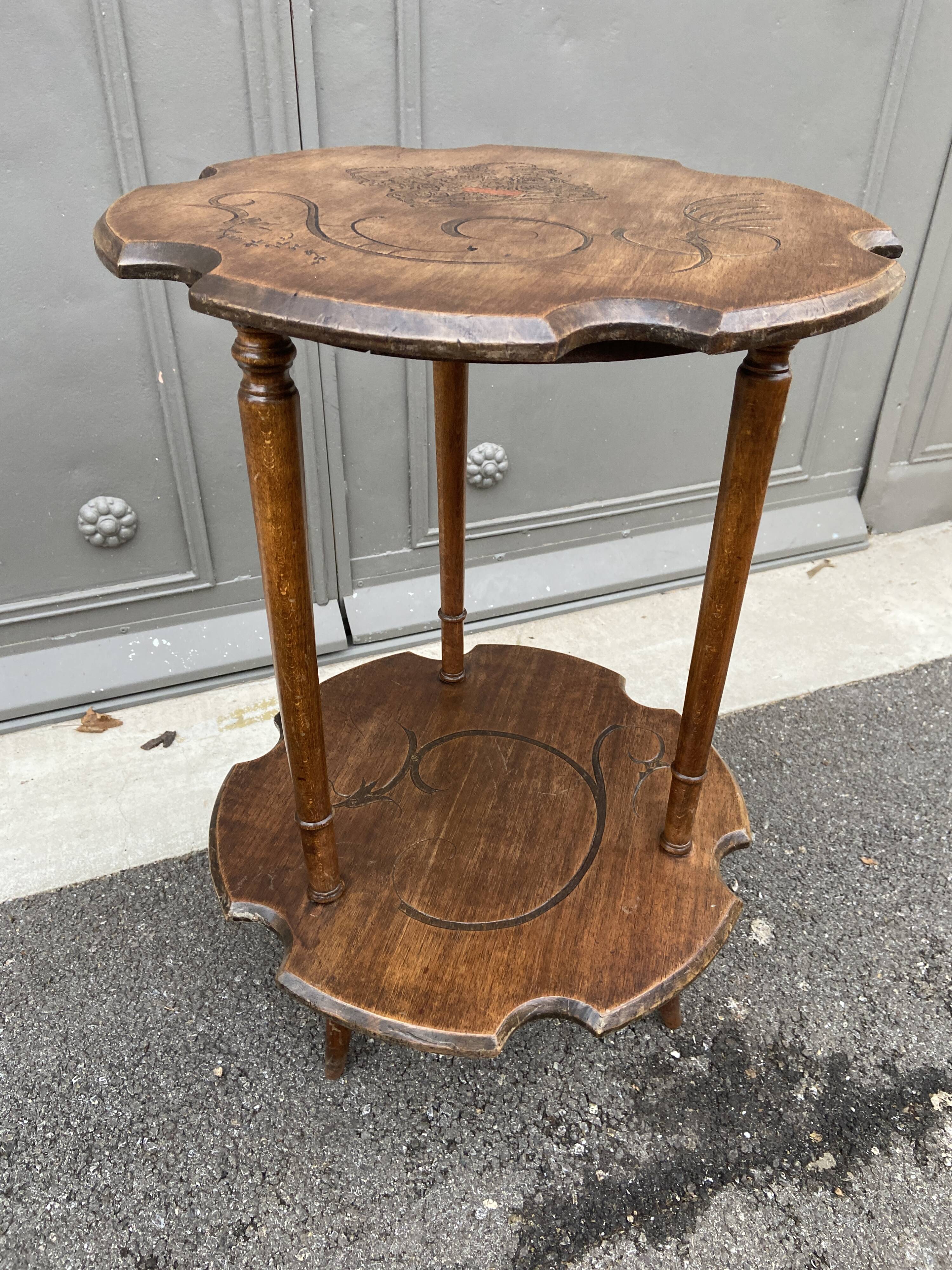 Console harness Art Nouveau Jugendstil walnut 1900