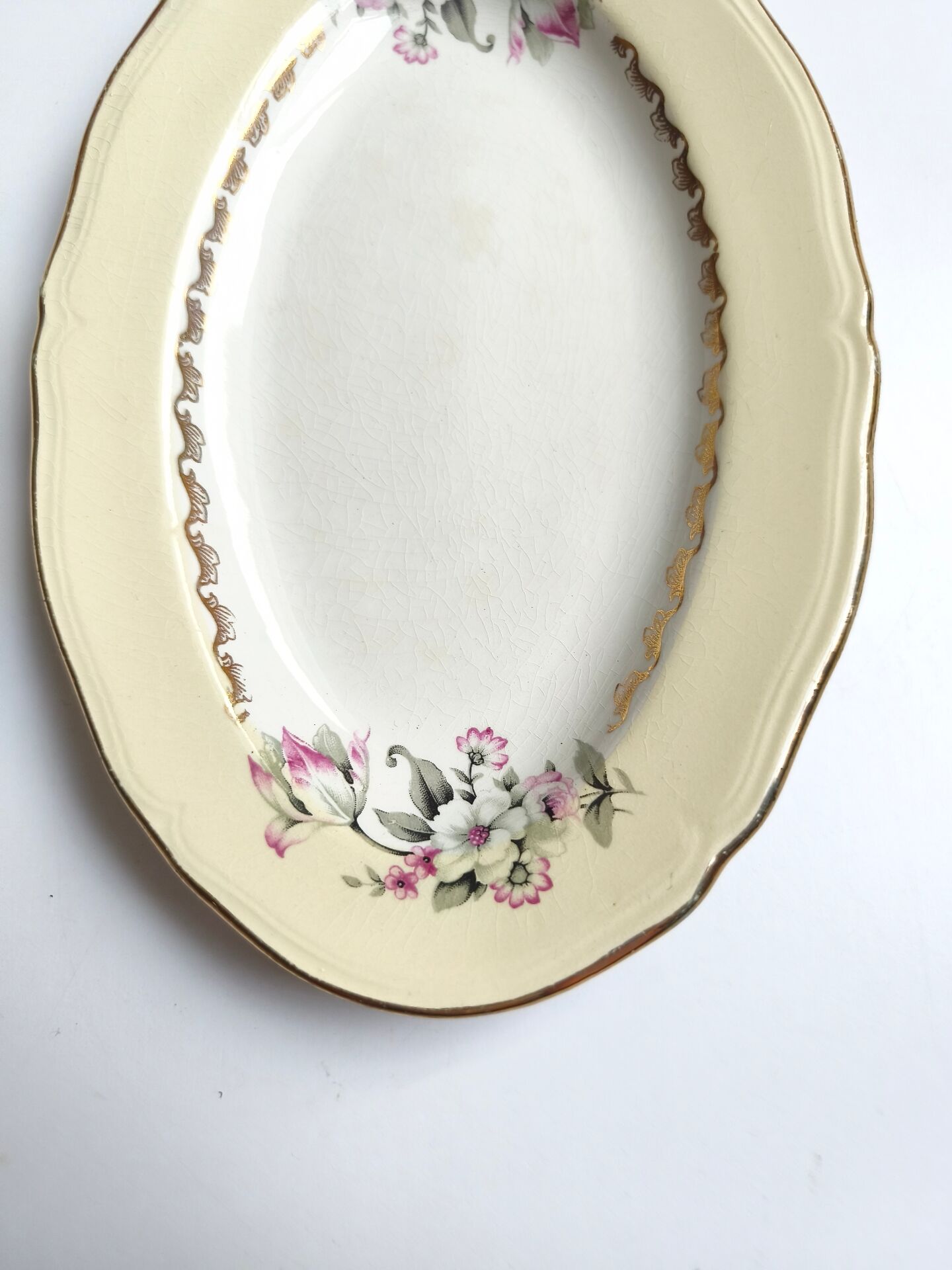 Ravier vintage L'Amandinoise model Paola white cream flowers
