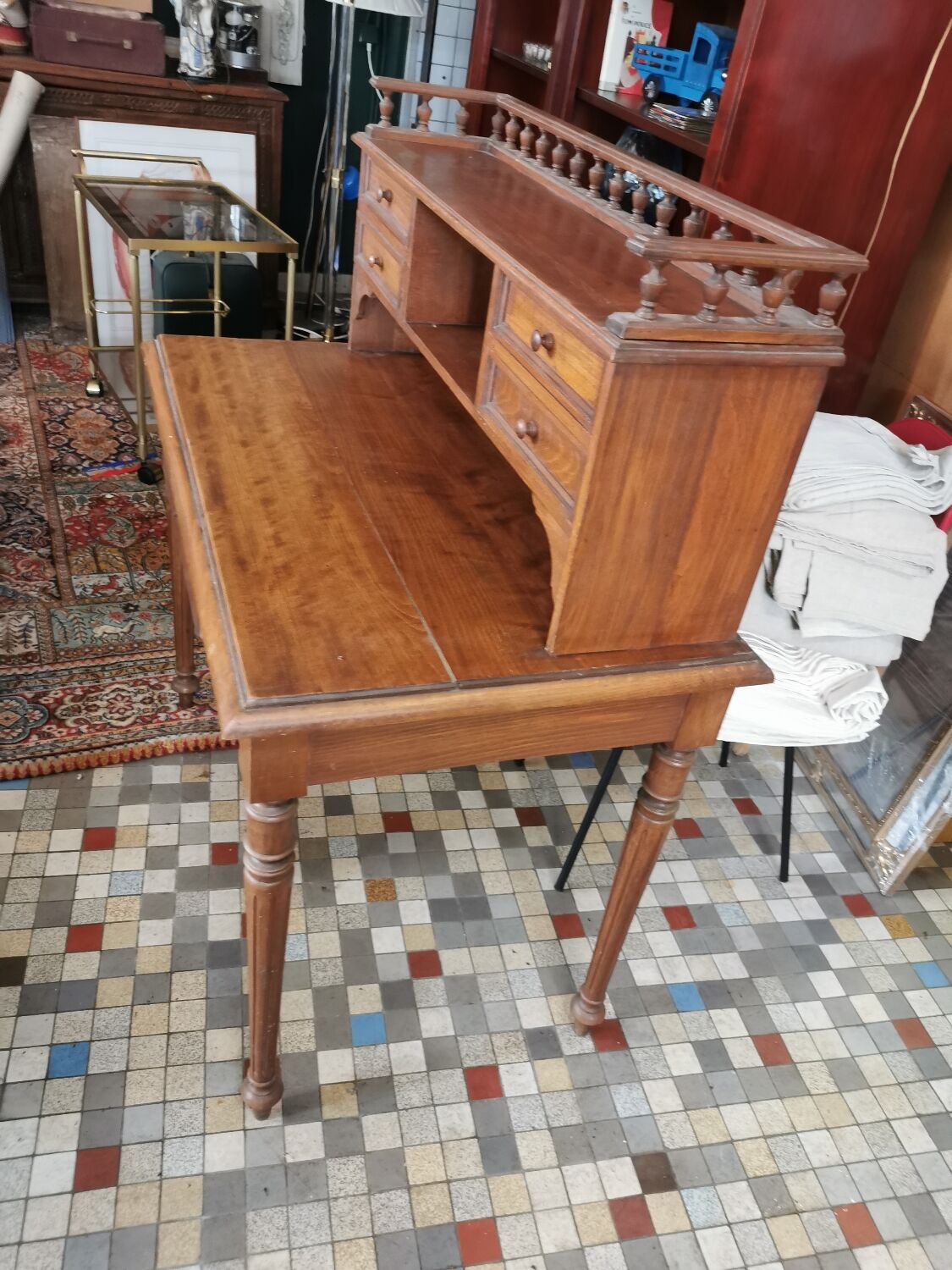 Bureau "bonheur du jour"