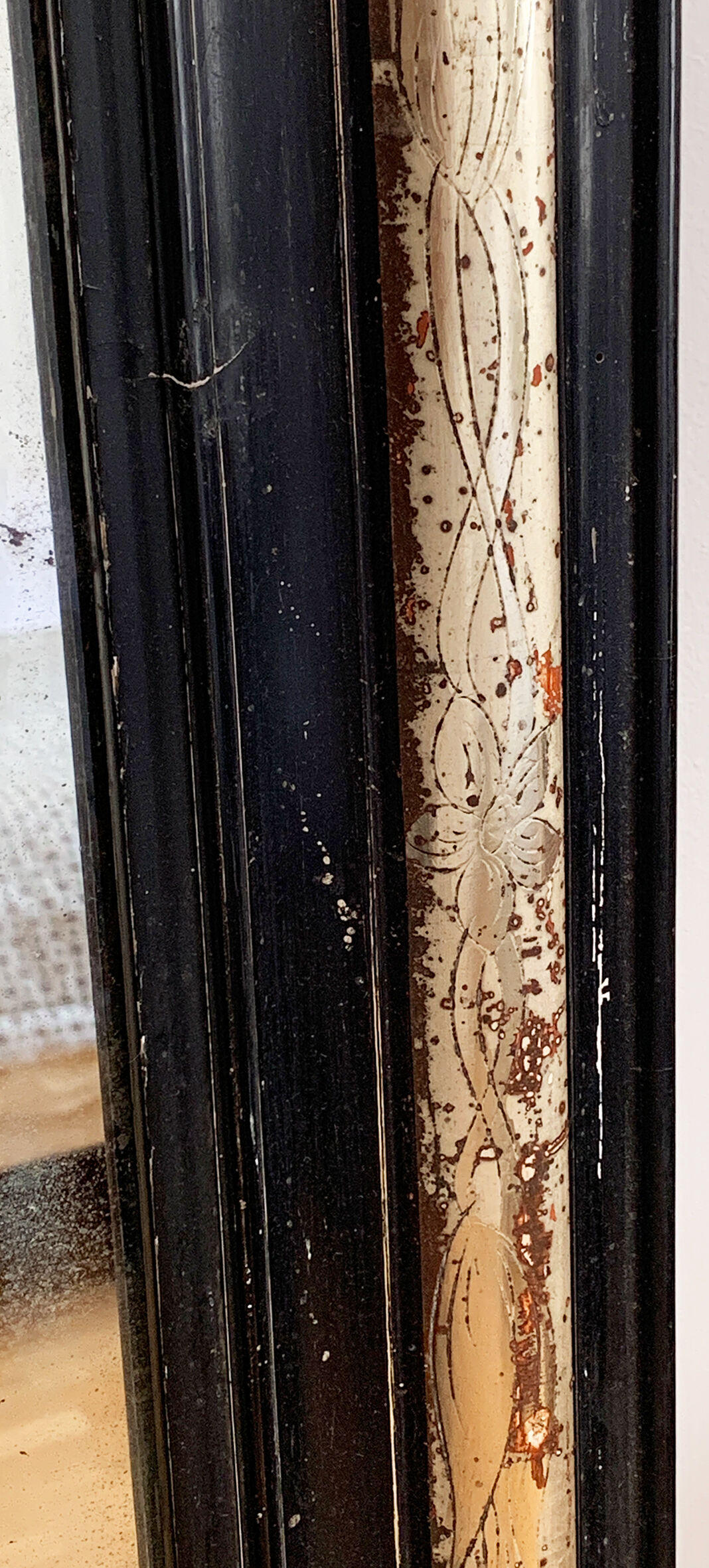 Old mirror