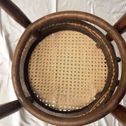 Chaise bistro assise cannée type Thonet
