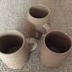 3 mugs en grès