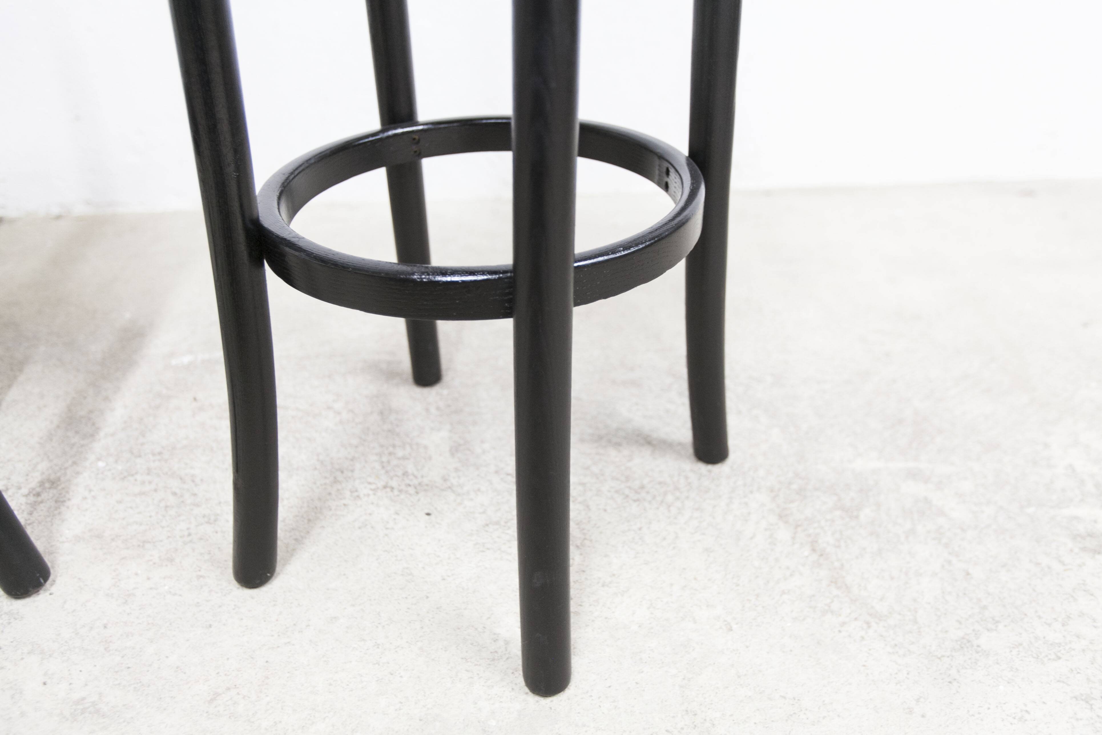 Pair of Baumann high stools, Dialog model, 79 cm