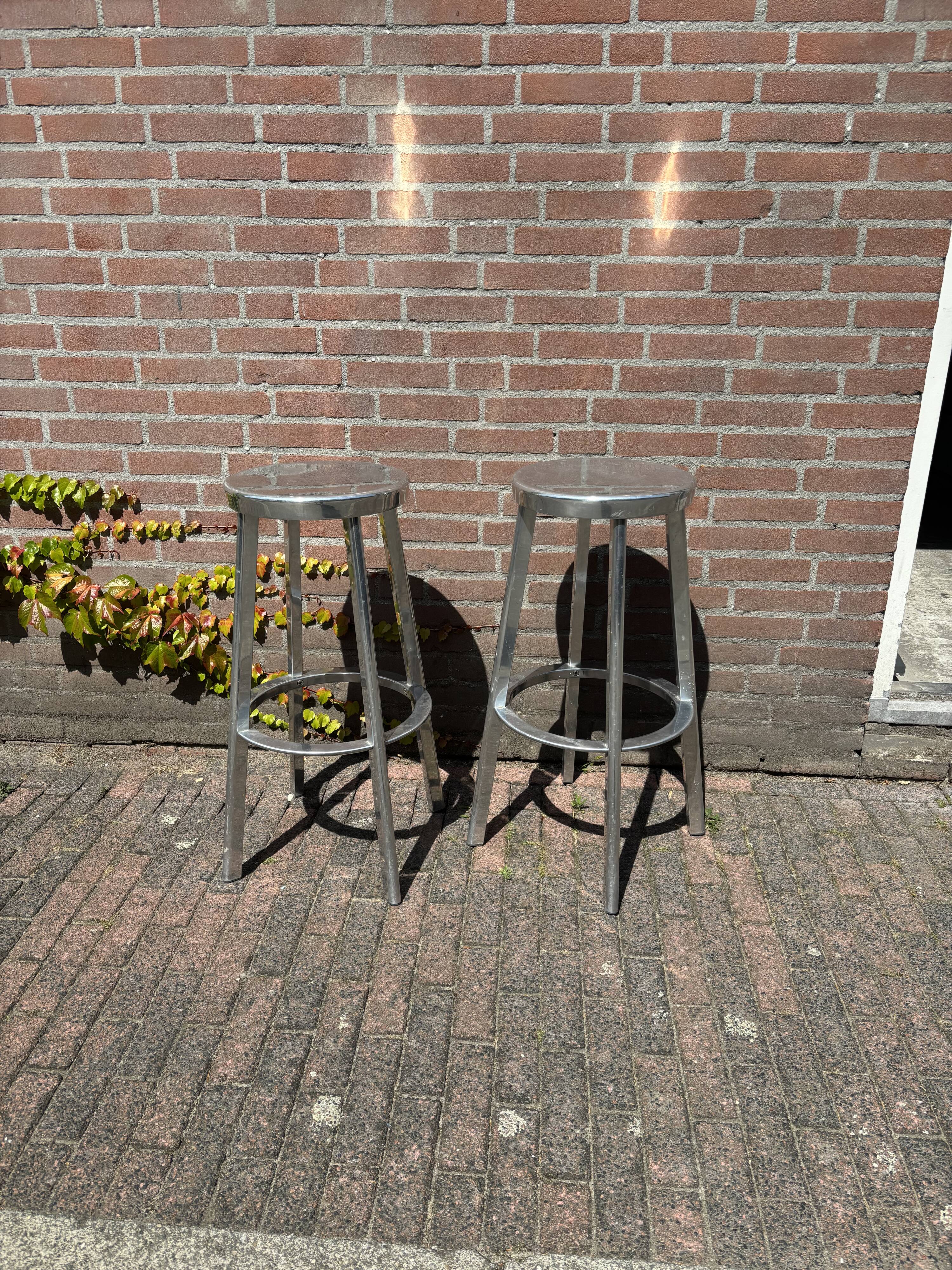 Déjà-vu stools by Magis by Naoto Fukasawa