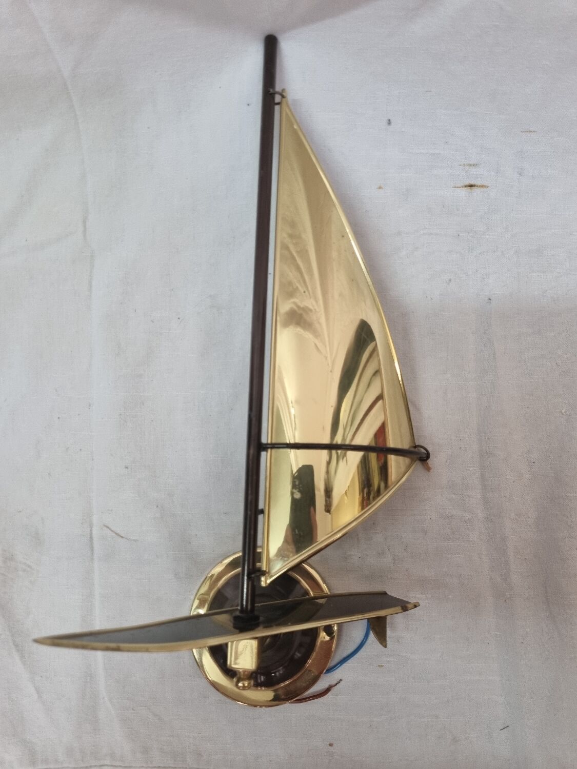 Brass windsurfing wall lamp
