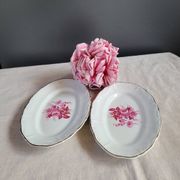 Soup tureen, sauce boat and serving dishes