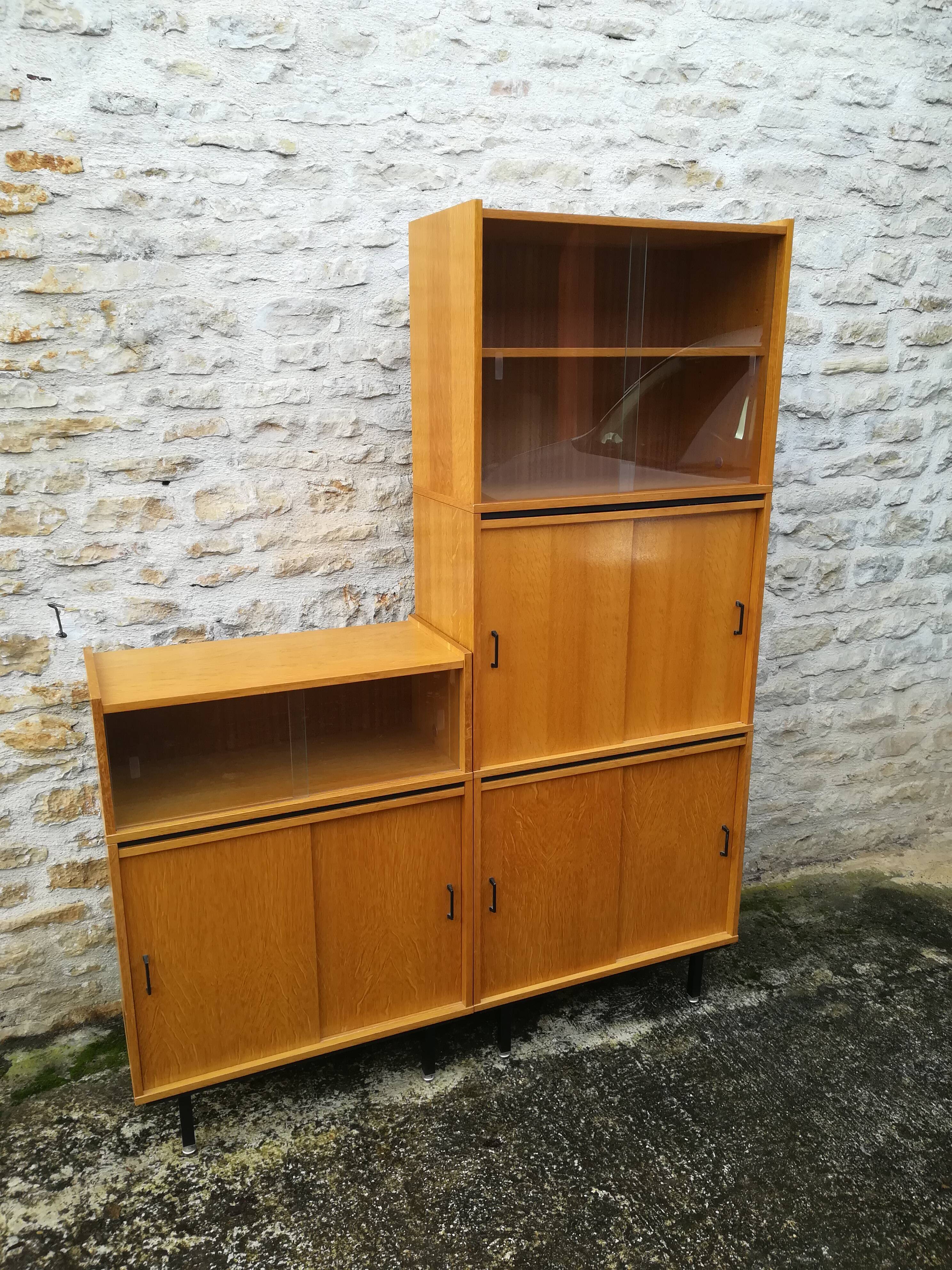 Modular vintage showcase bookcase