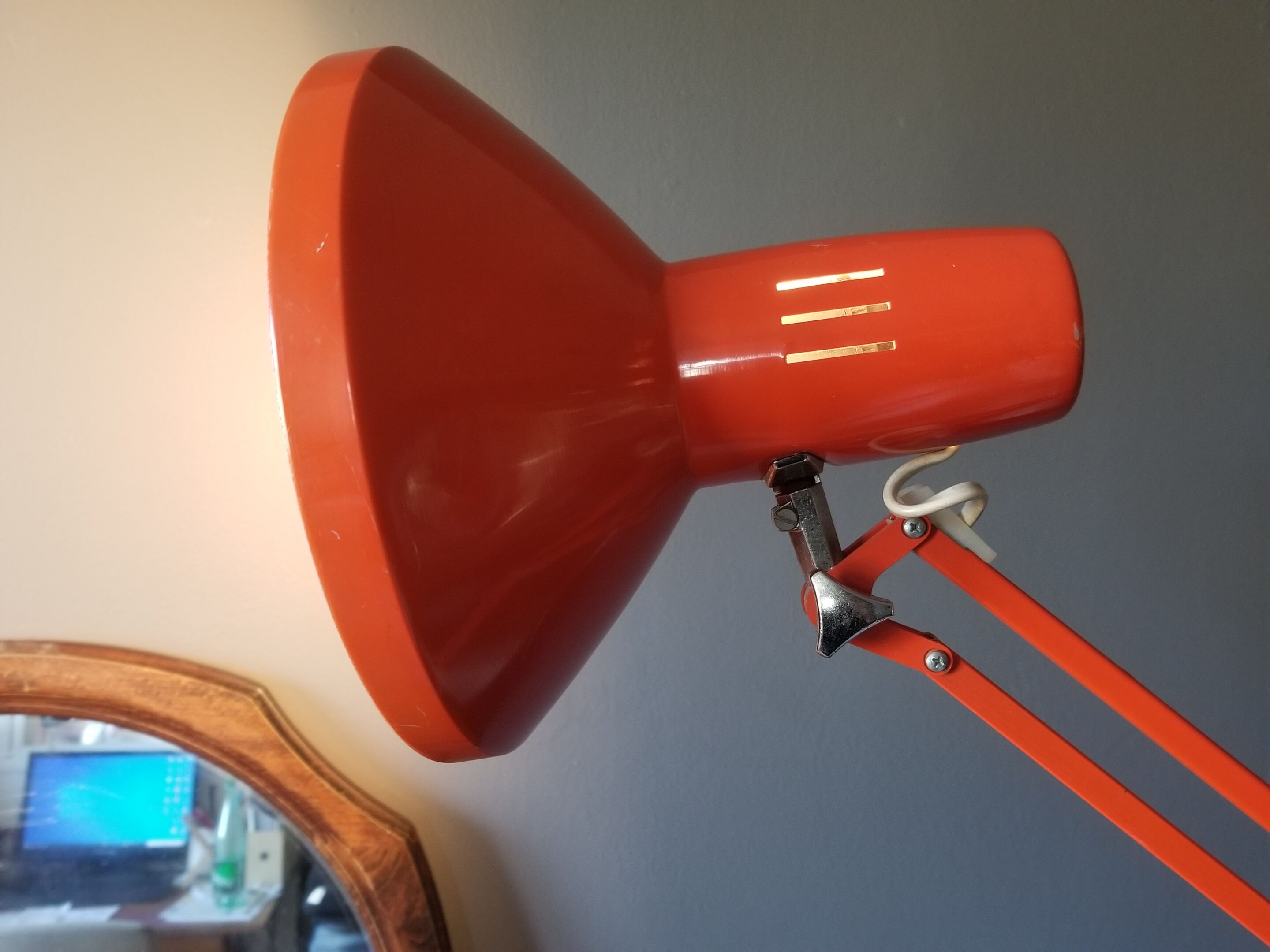 Ledu's vintage architect's lamp in orange sheet metal - 1960s