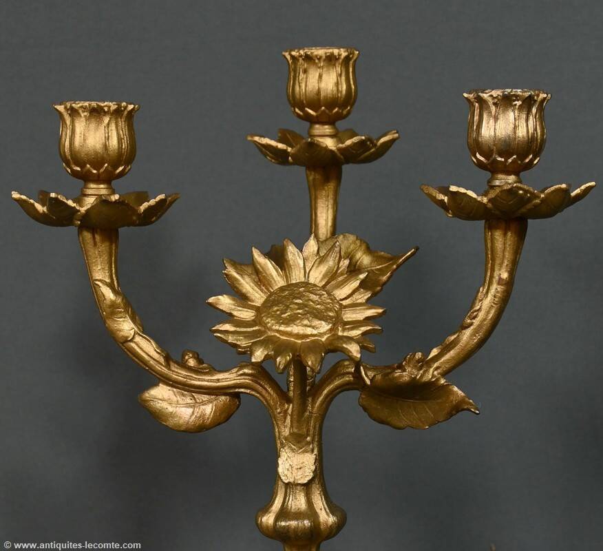 Pair of candelabra in gilded spelter and onyx – 1940