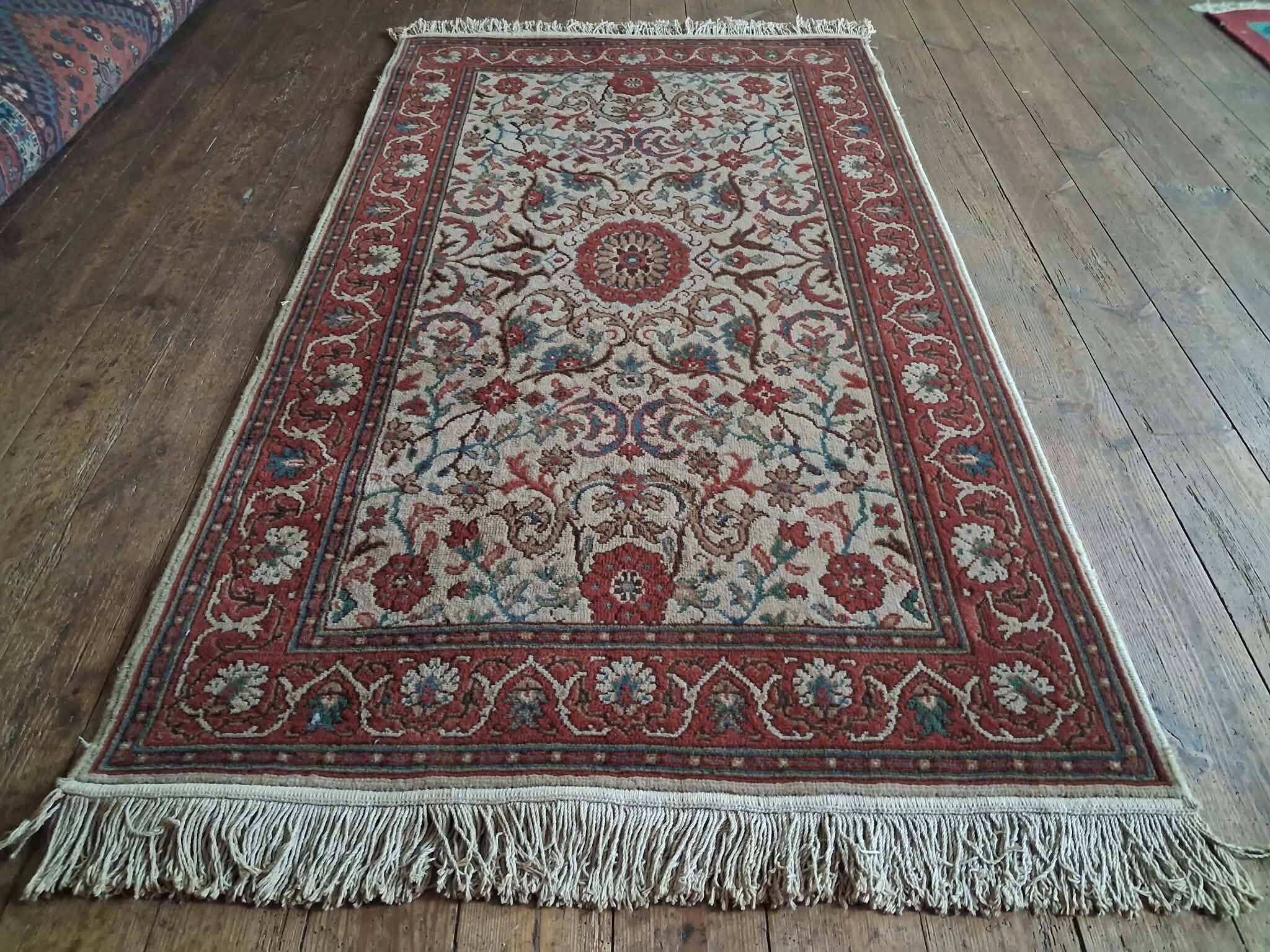 Oriental style rug 160x91cm