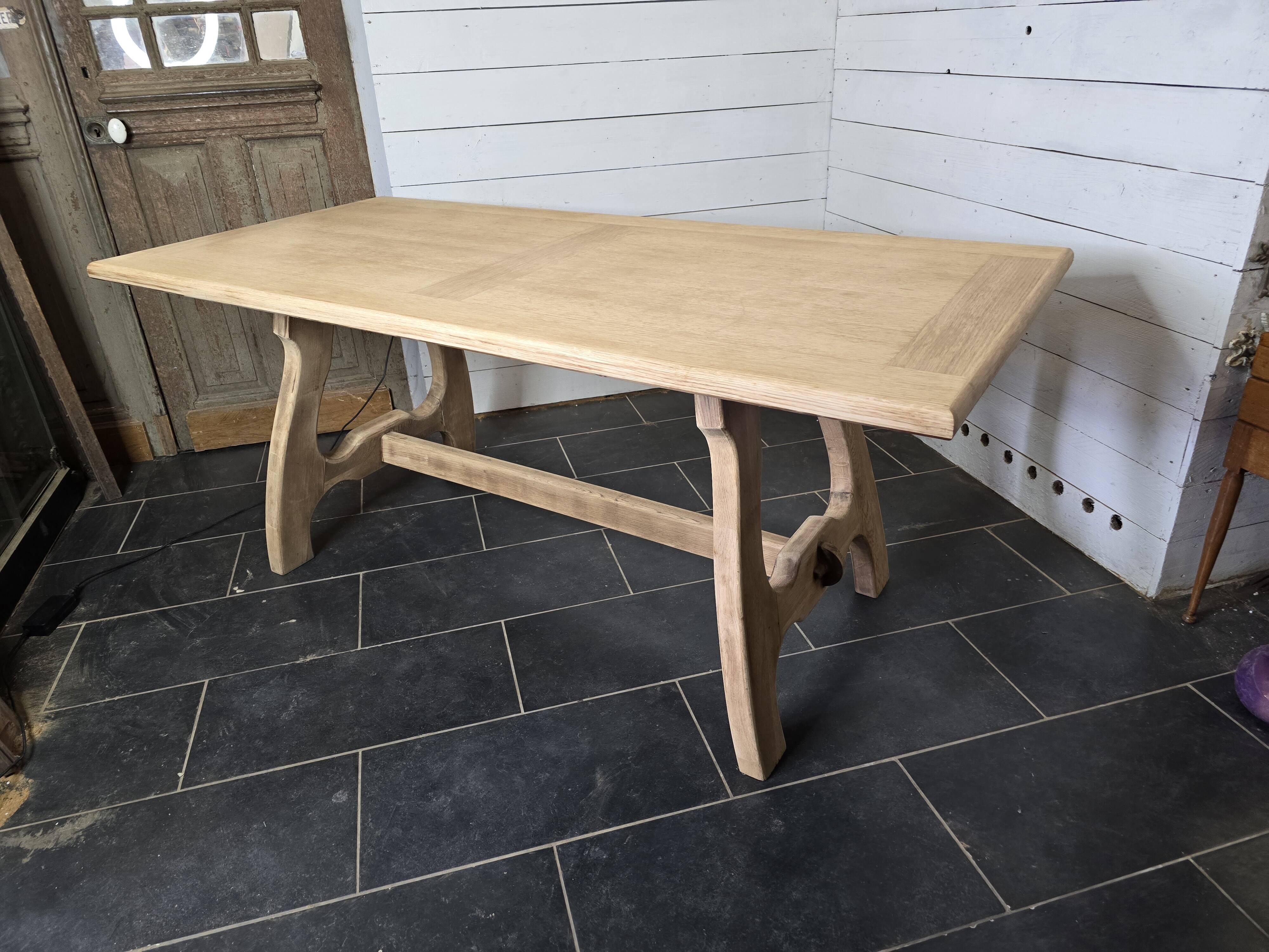Guillerme and hambron oak table