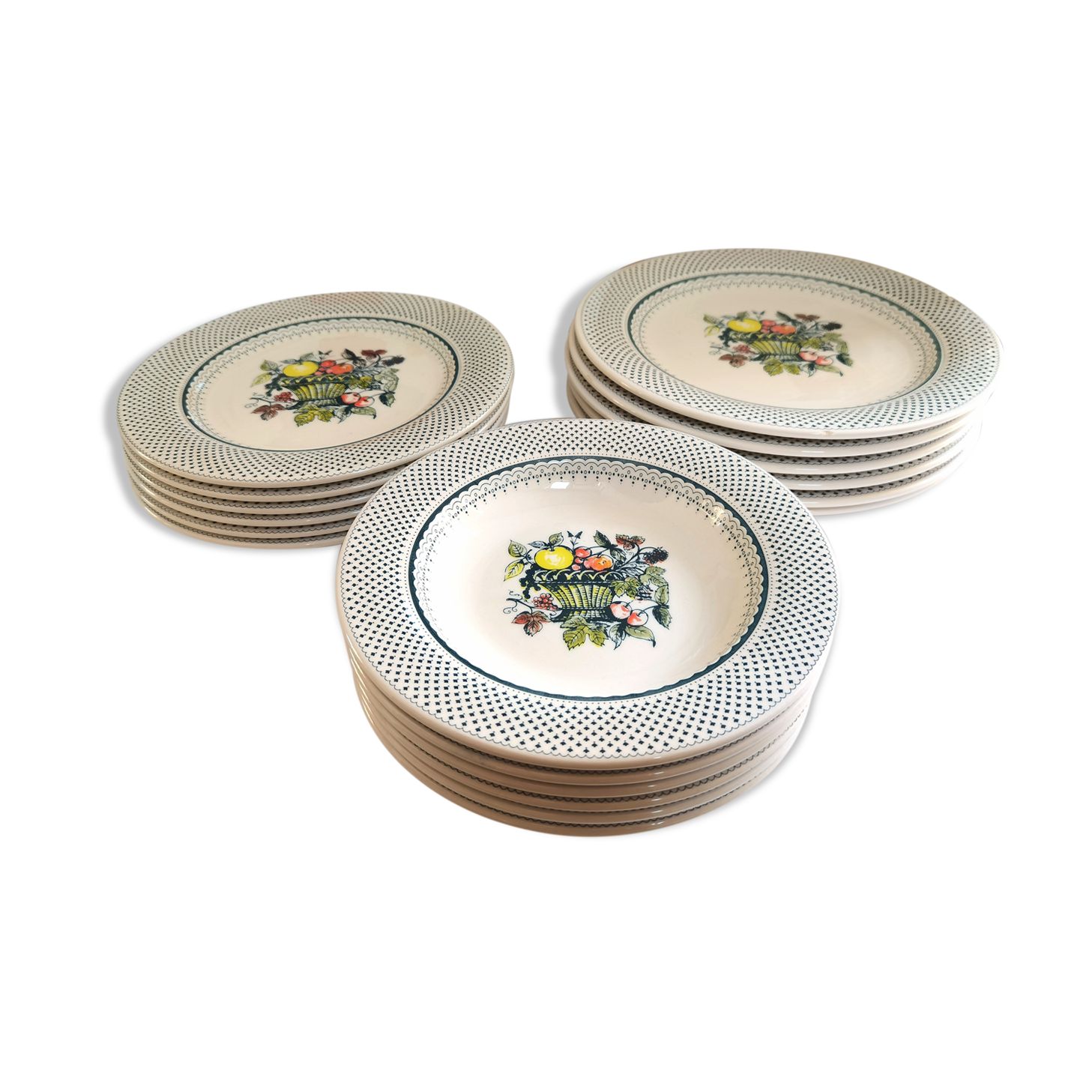 Service de 18 assiettes