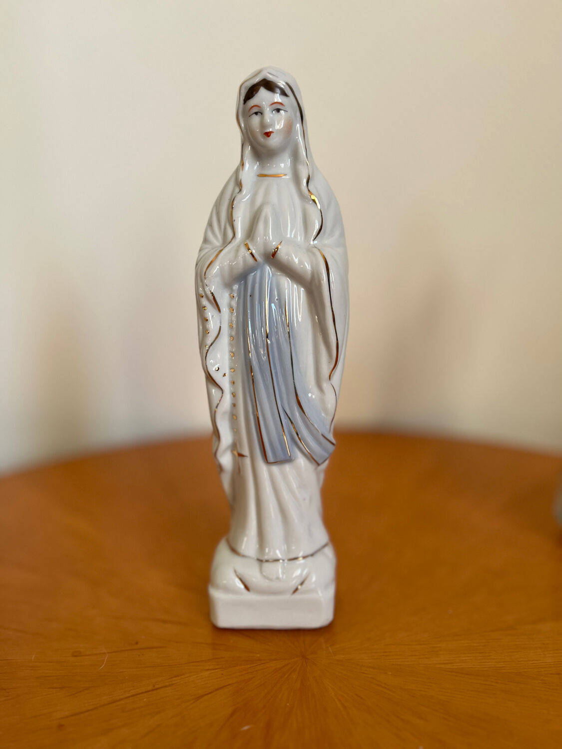 Virgin status of Loures Marie late 19th century