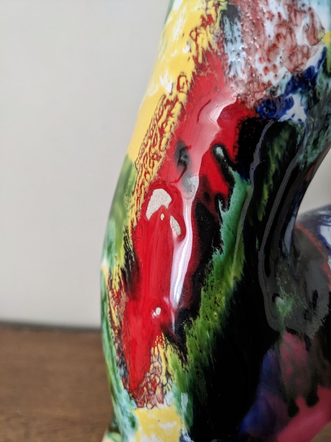 Vase tripode zoomorphe en céramique A. Dressinval