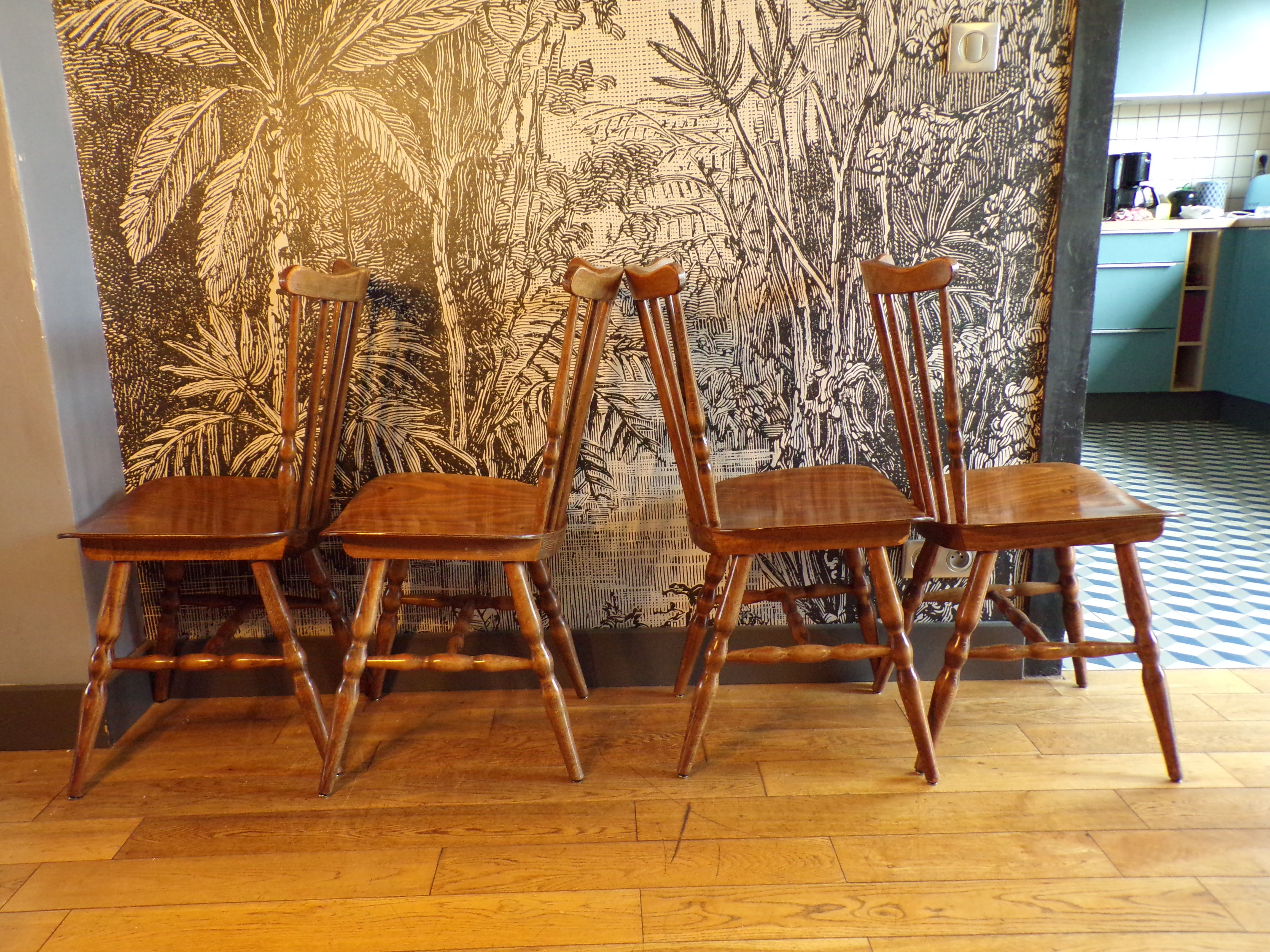 4 Baumann tacoma chairs