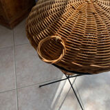 Tripod rattan worker