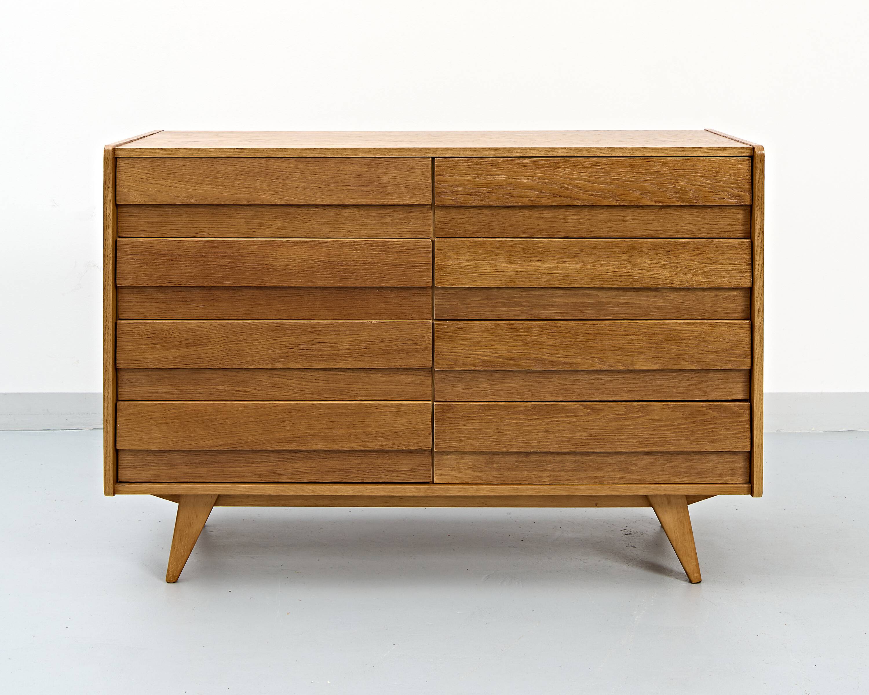 Model U-453 Dresser by Jiří Jiroutek for Interier Praha, 1968