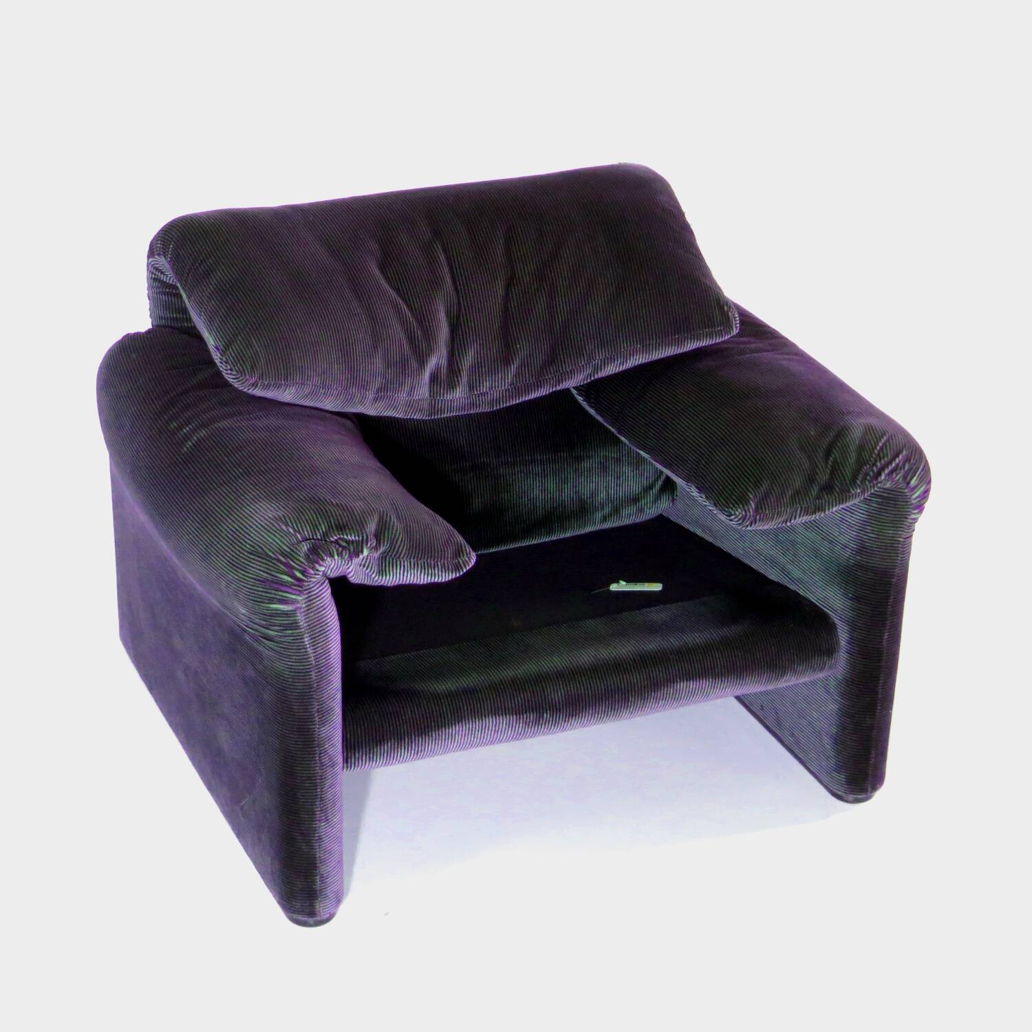 Mid century velvet lounge chair Maralunga by Vigo Magistretti for Cassina - Italy, 1970s