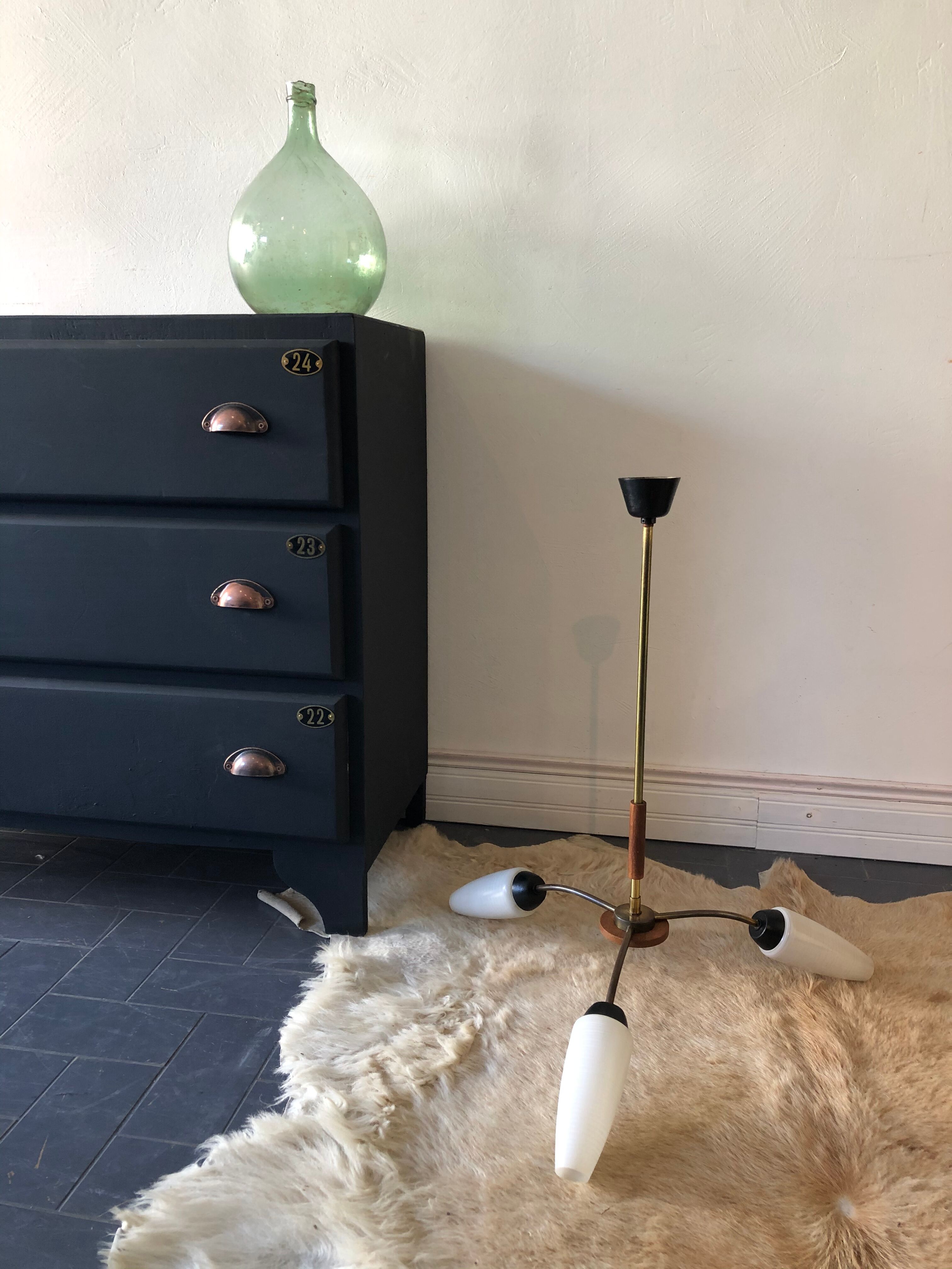 Vintage hanging lamp